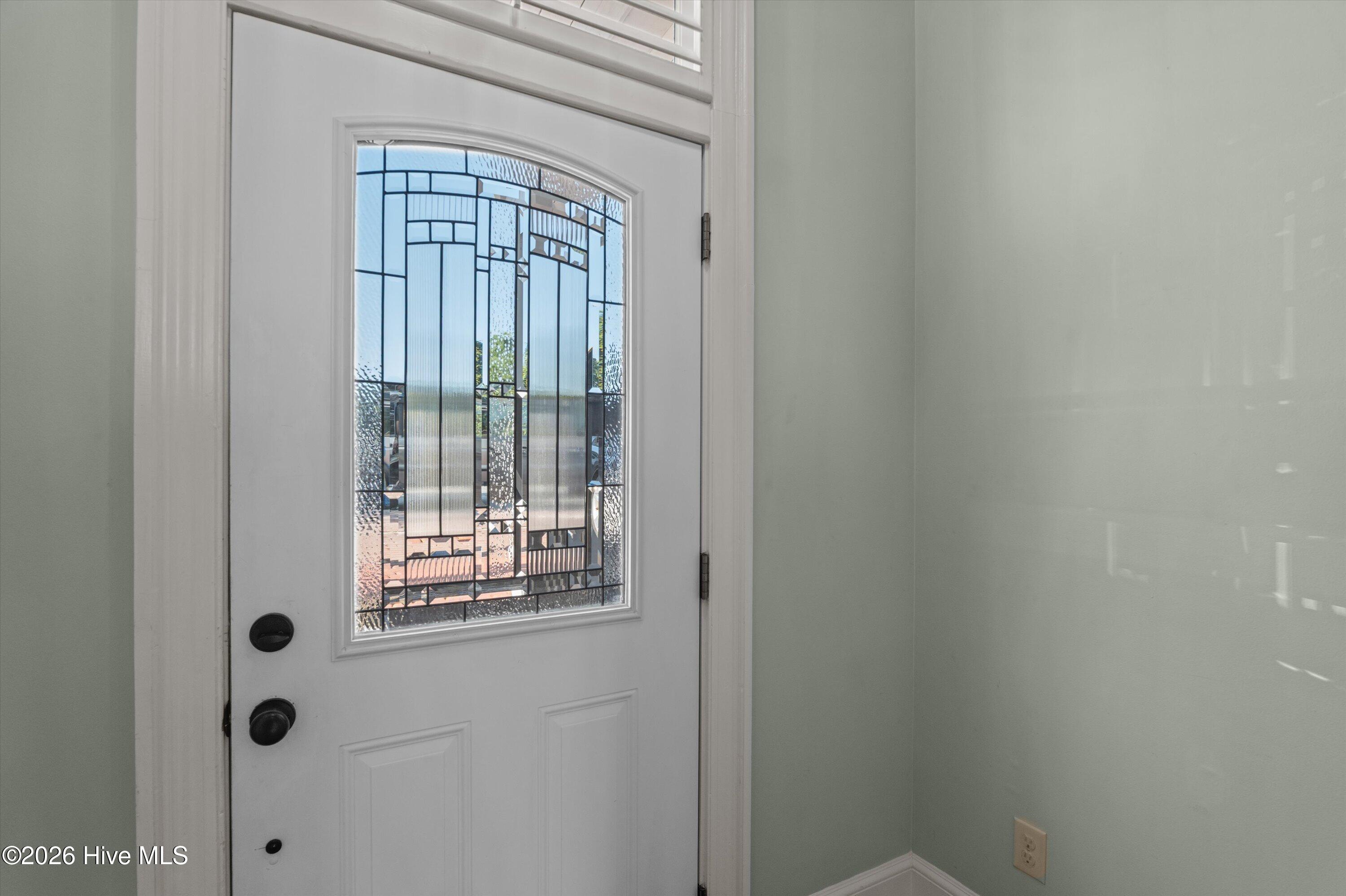 1401 Waters Edge Drive Property Photo 7