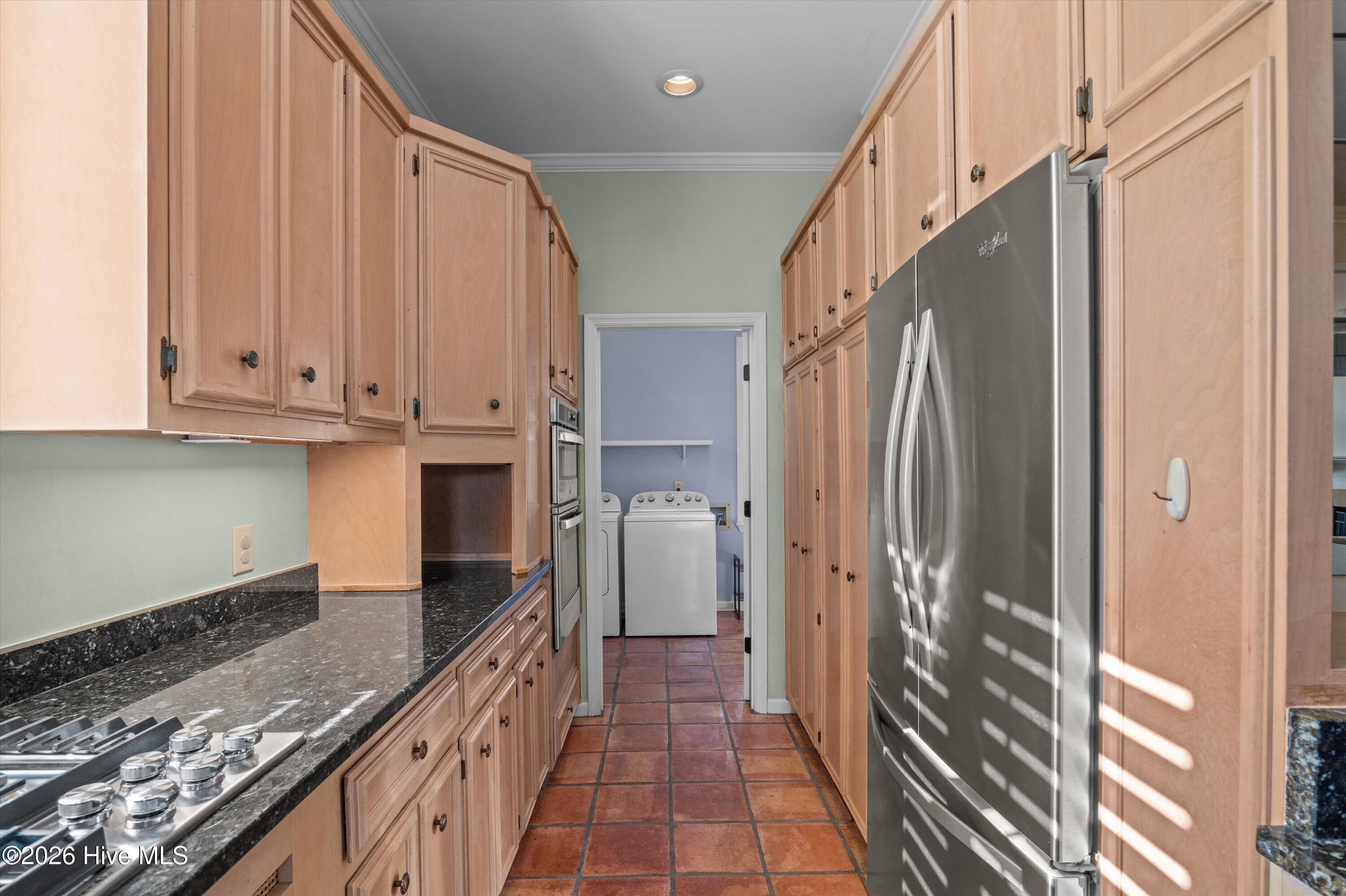 1401 Waters Edge Drive Property Photo 30
