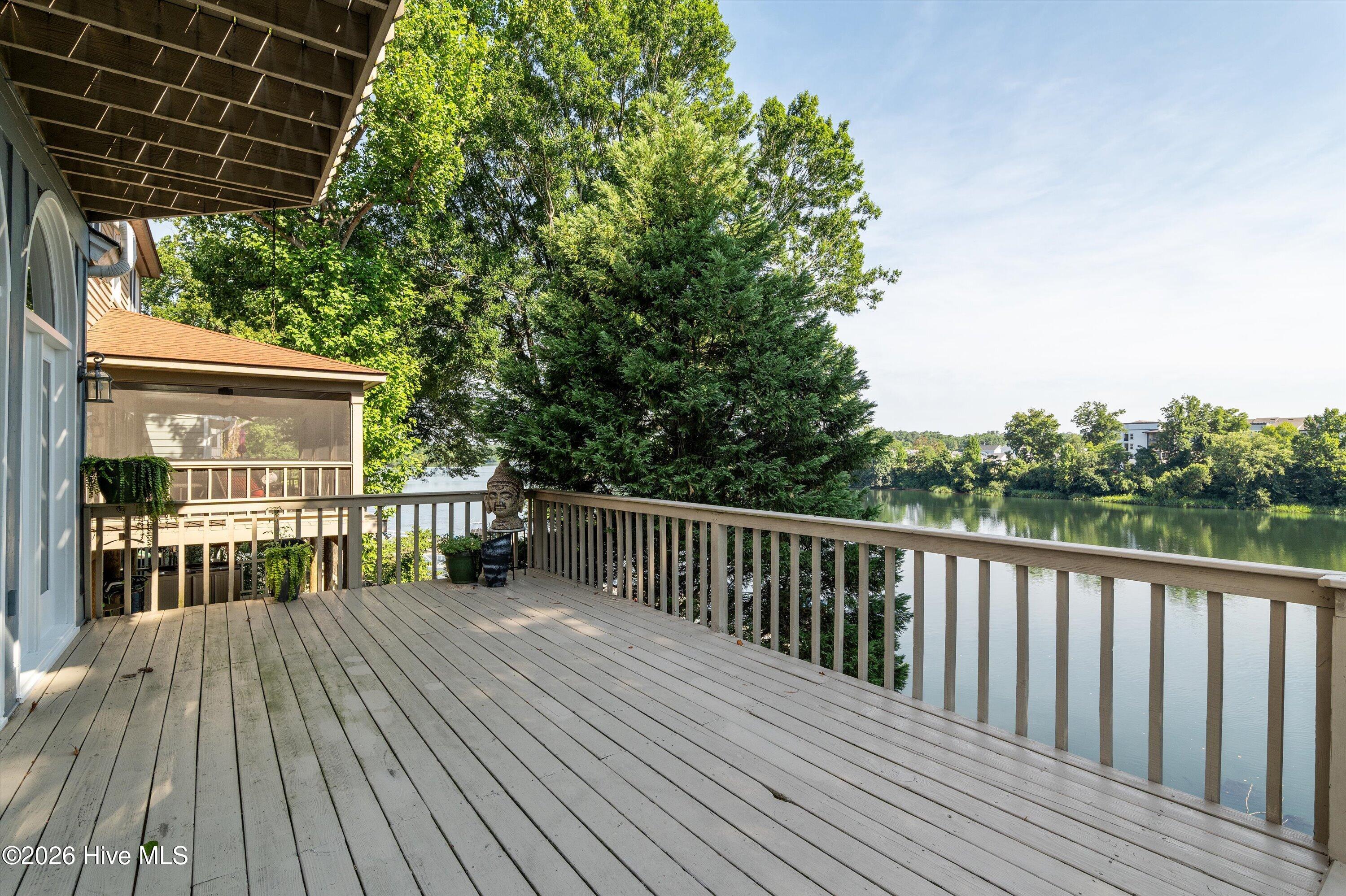 1401 Waters Edge Drive Property Photo 63
