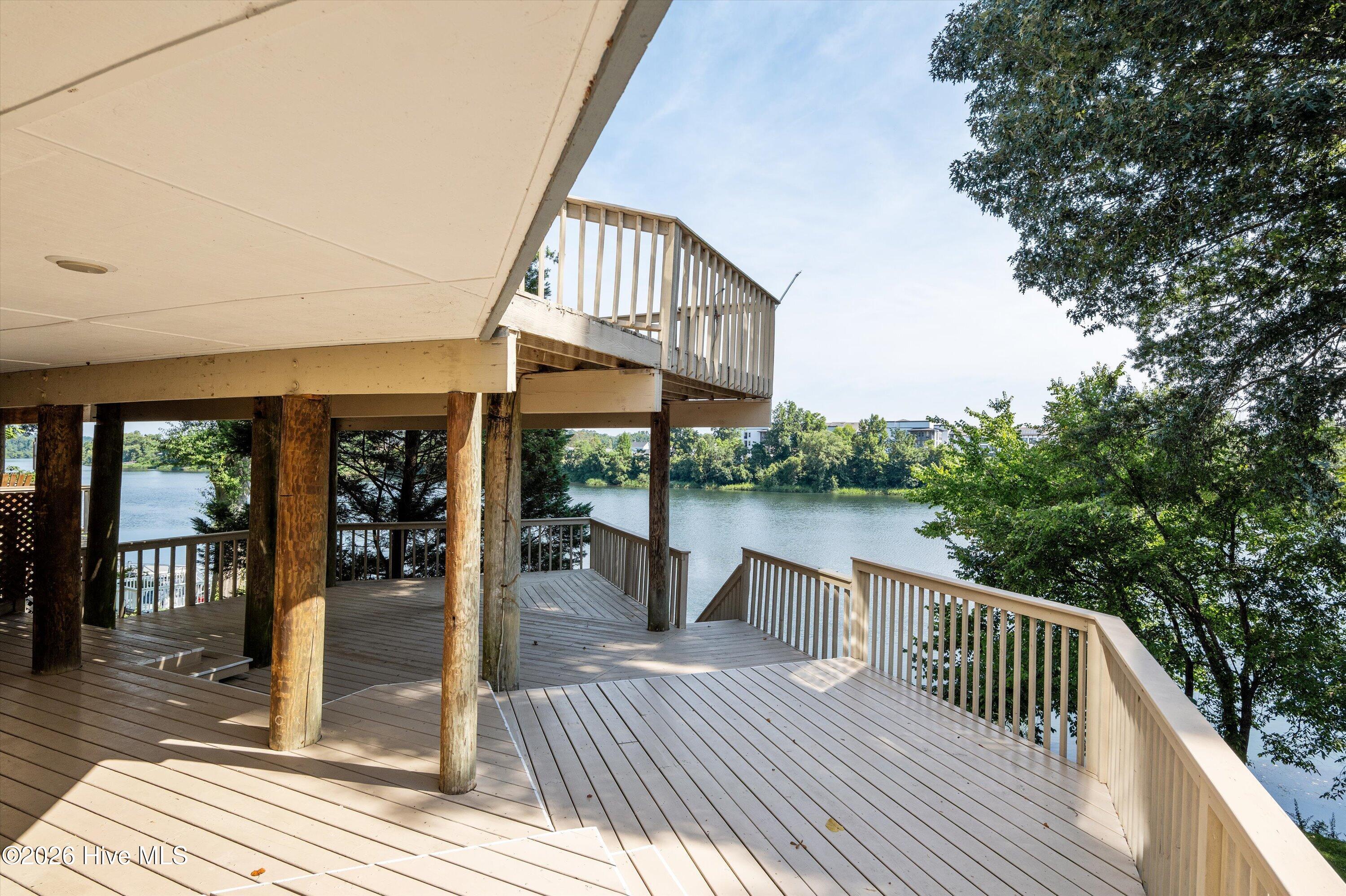 1401 Waters Edge Drive Property Photo 69