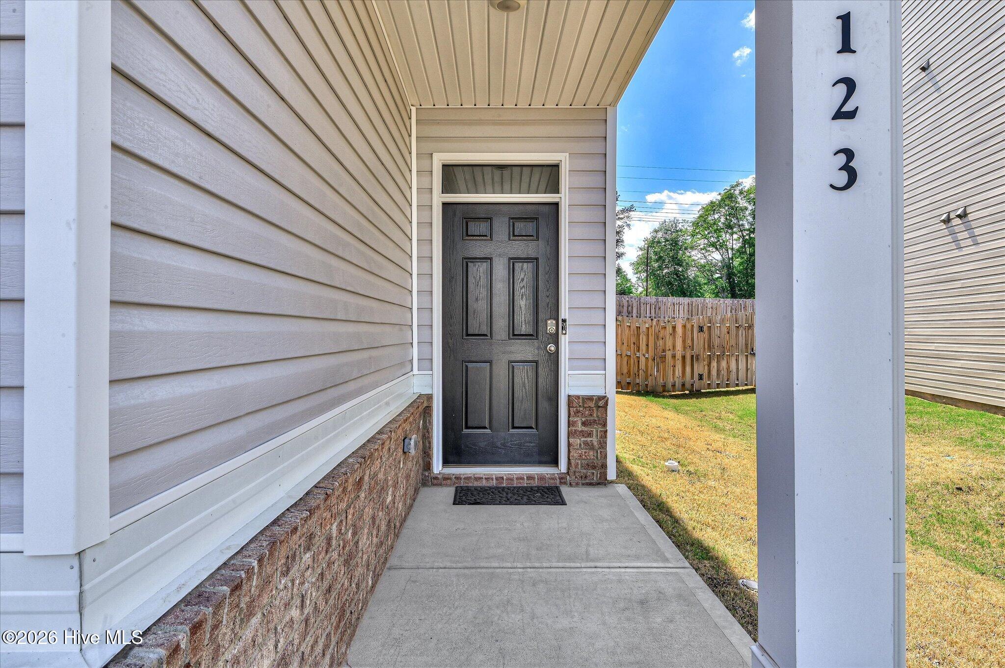 2123 Saltwater Bend Property Photo 4