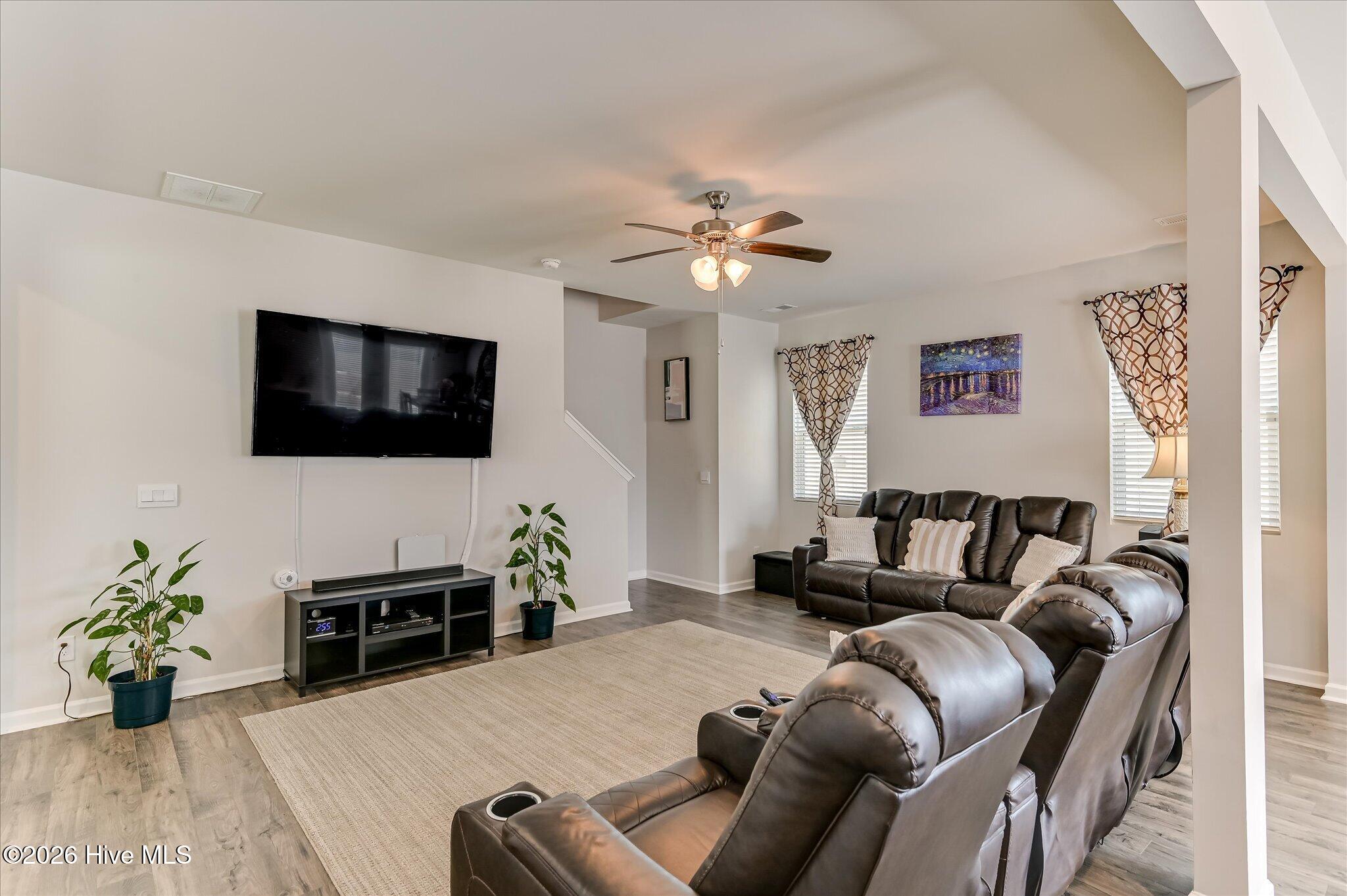 2123 Saltwater Bend Property Photo 8