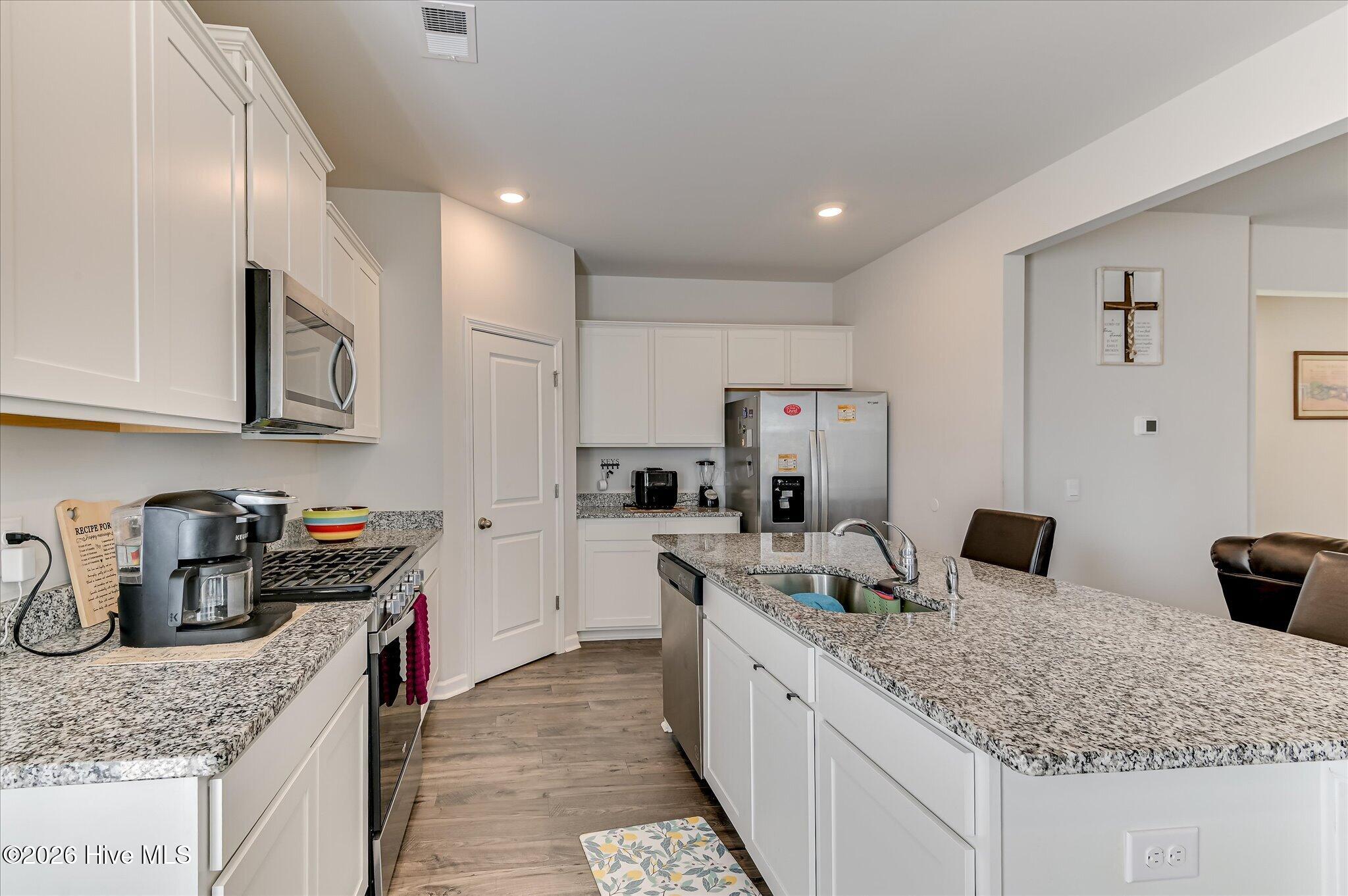 2123 Saltwater Bend Property Photo 13