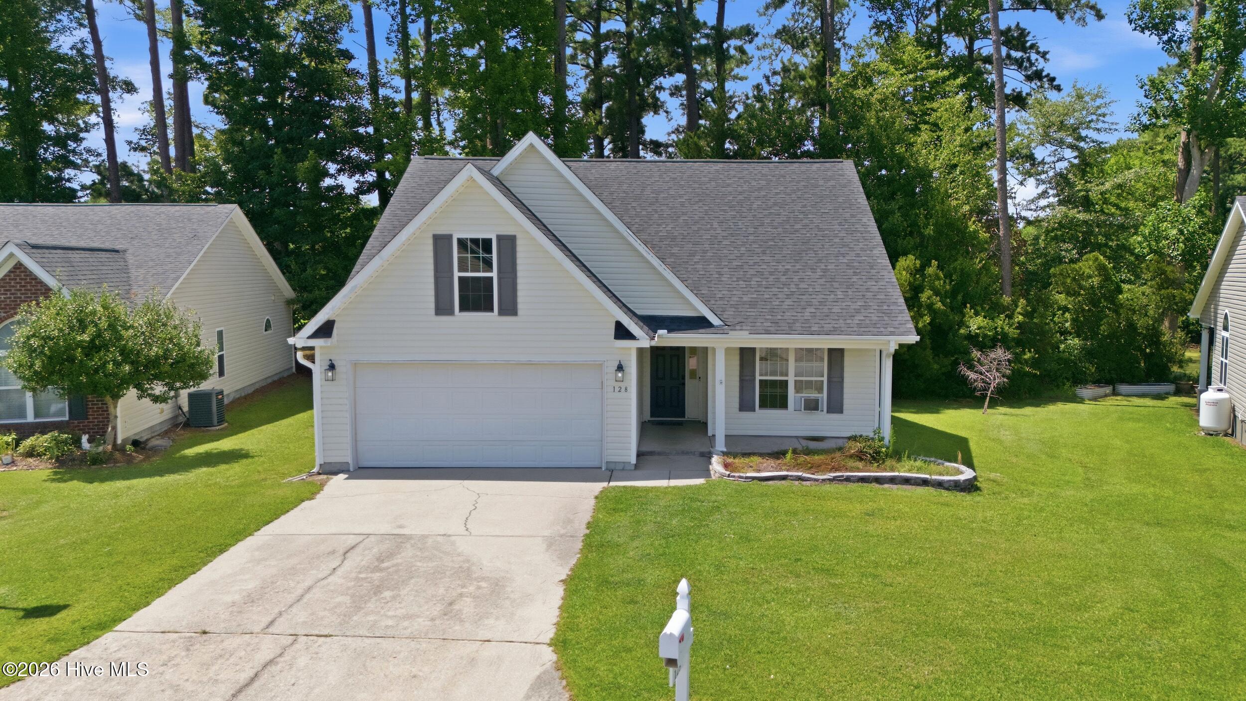 128 Bermuda View Property Photo 1