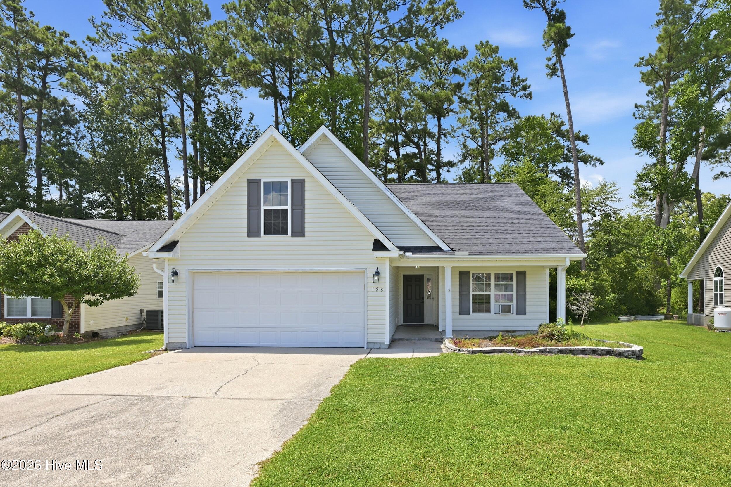128 Bermuda View Property Photo 3