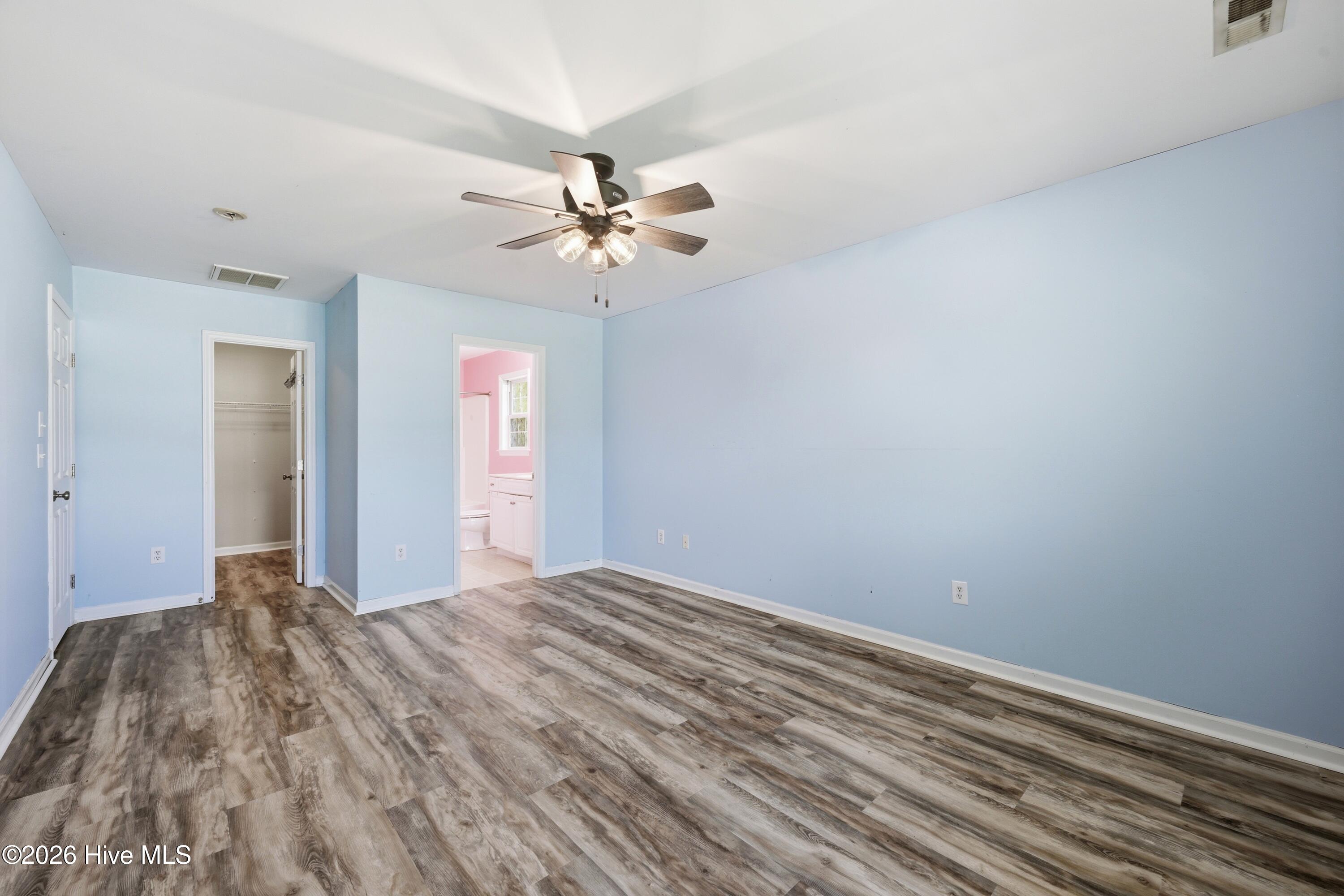 128 Bermuda View Property Photo 17