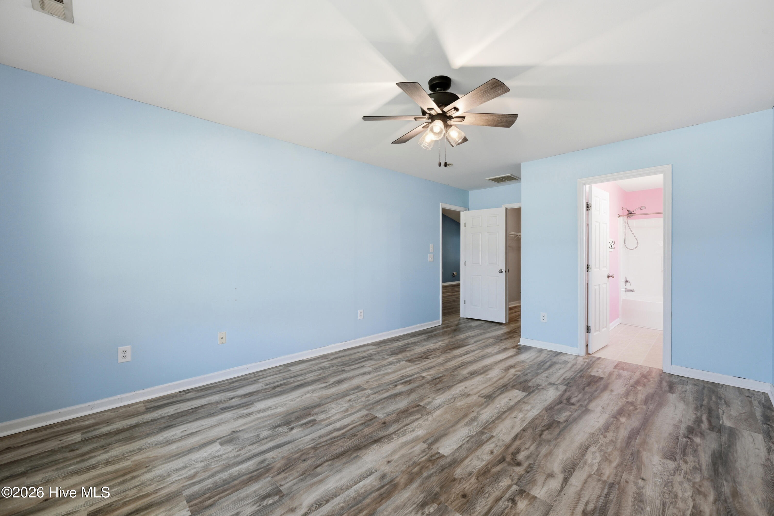 128 Bermuda View Property Photo 18