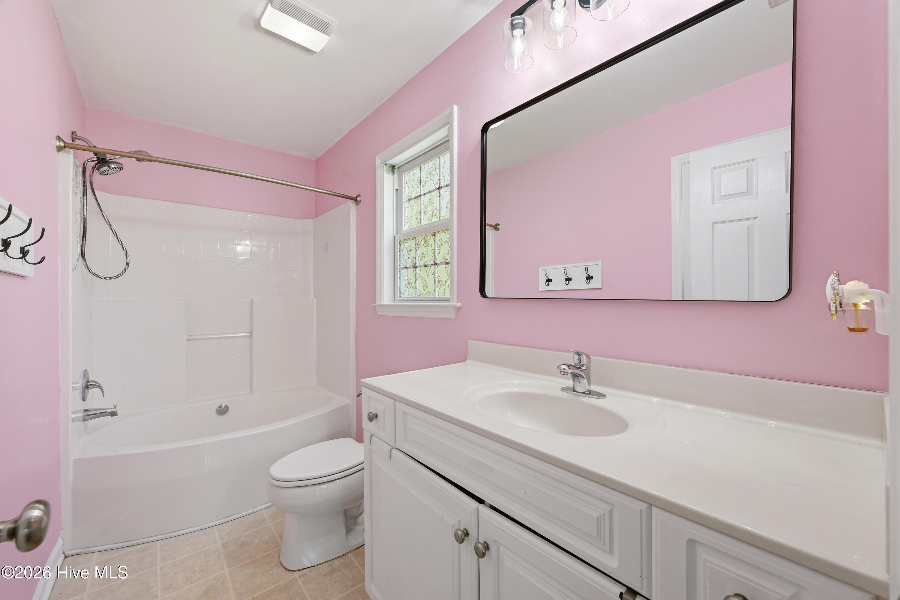 128 Bermuda View Property Photo 19