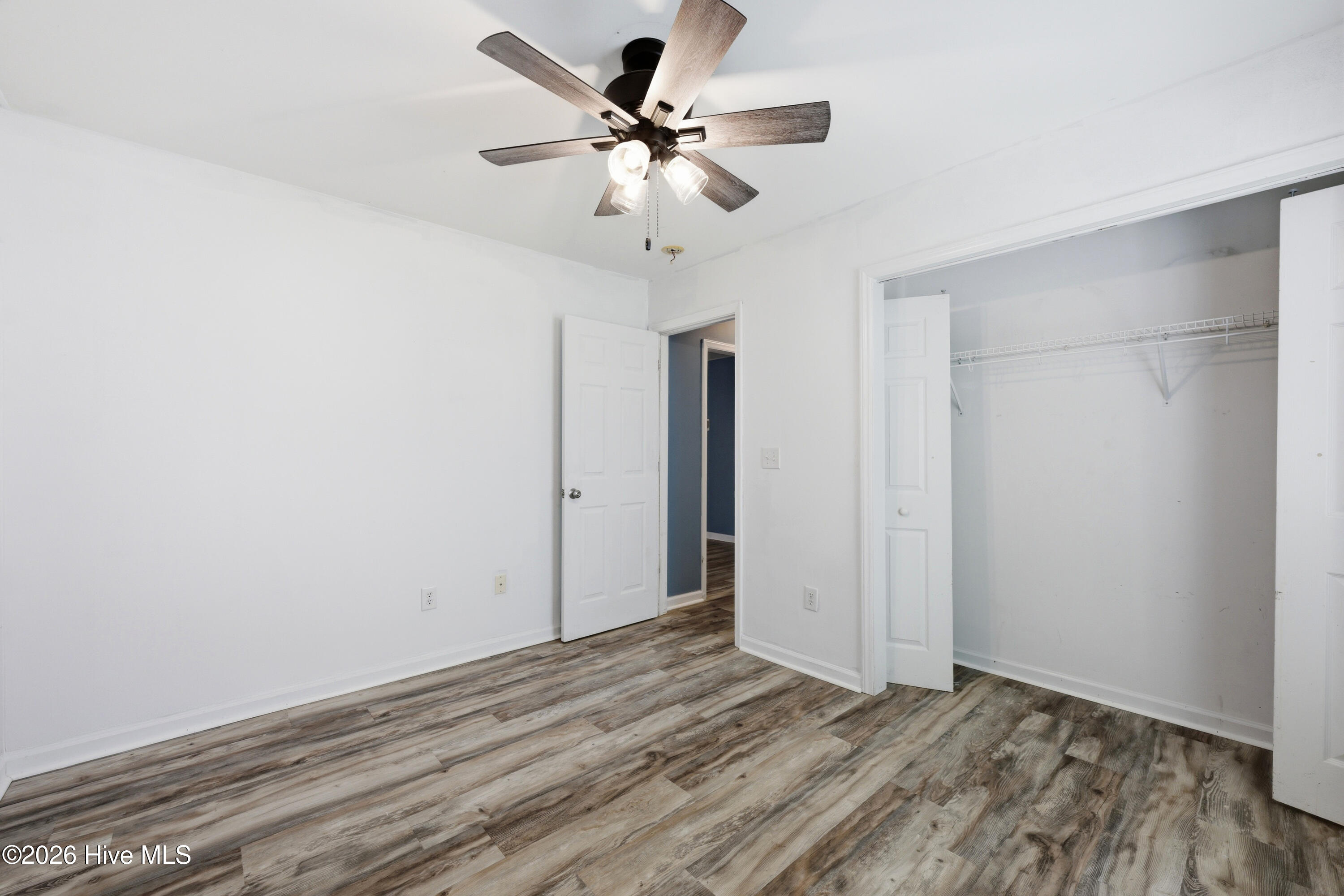 128 Bermuda View Property Photo 23