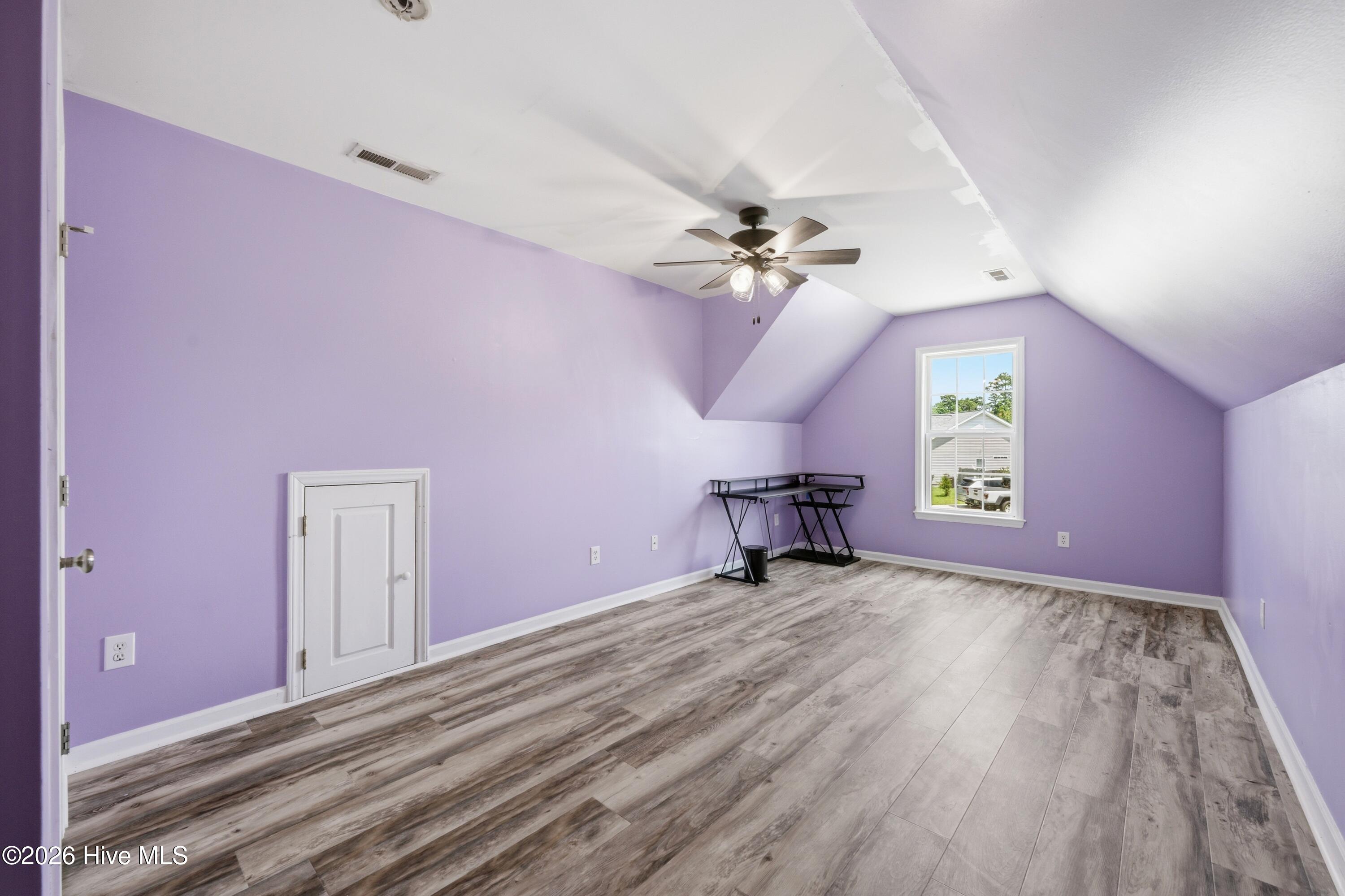 128 Bermuda View Property Photo 27