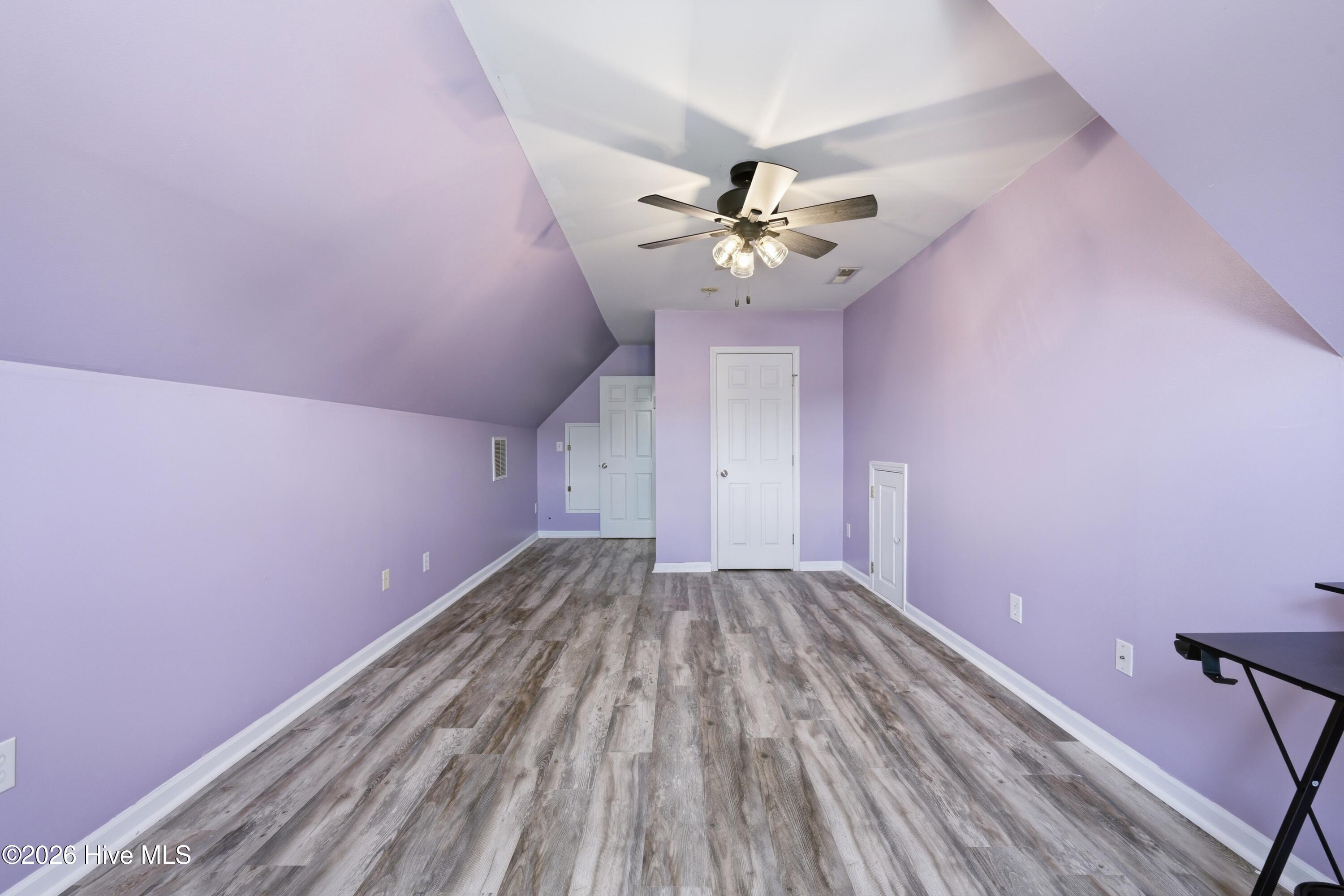 128 Bermuda View Property Photo 28