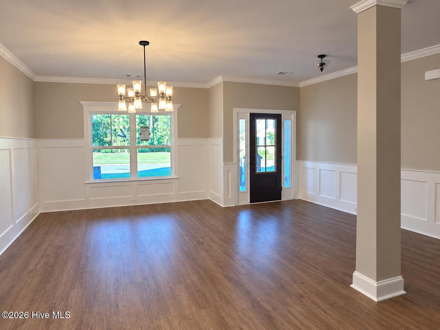 251 Oakbrook Drive Property Photo 2