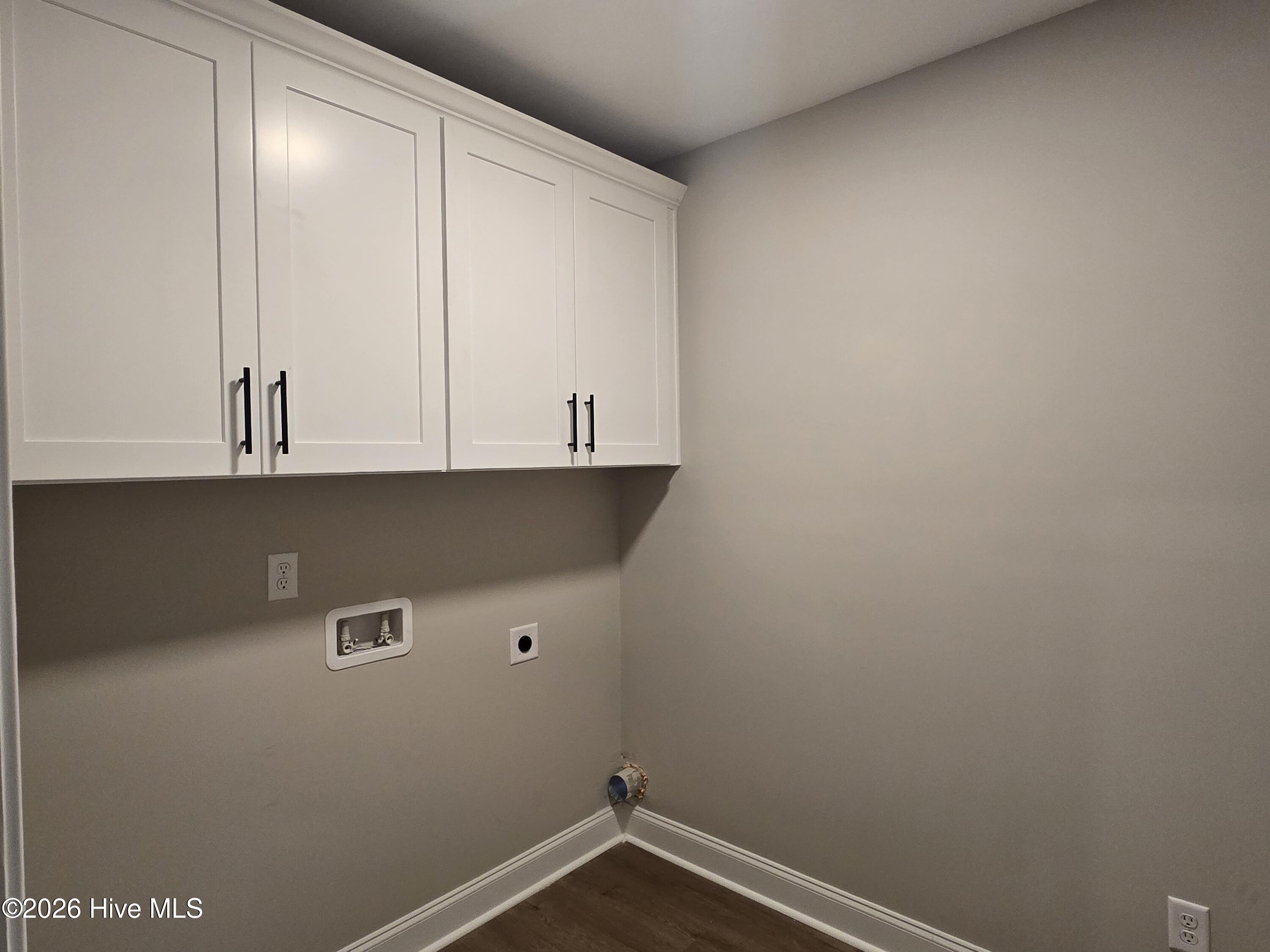 251 Oakbrook Drive Property Photo 15