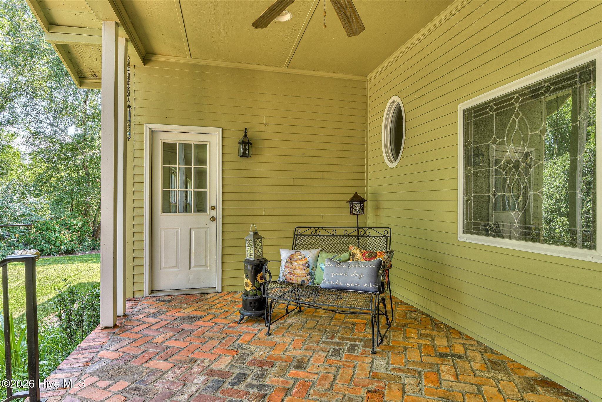 418 E Robert Toombs Avenue Property Photo 54