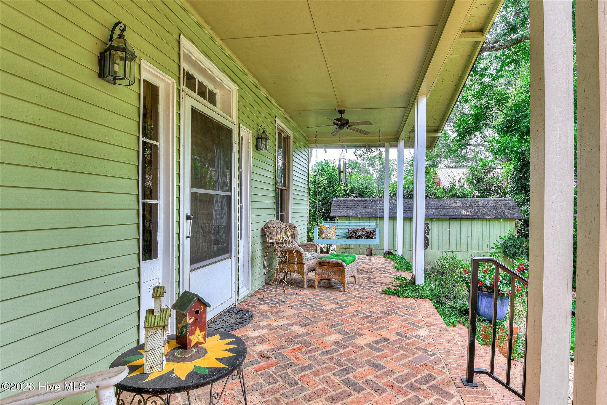 418 E Robert Toombs Avenue Property Photo 61