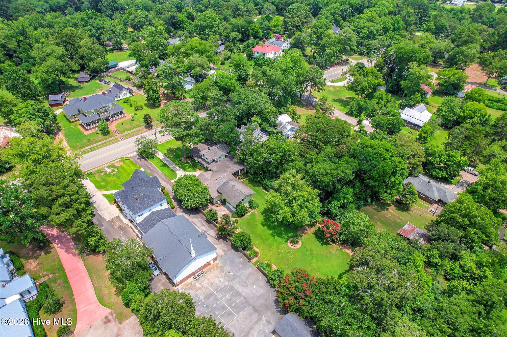 418 E Robert Toombs Avenue Property Photo 74