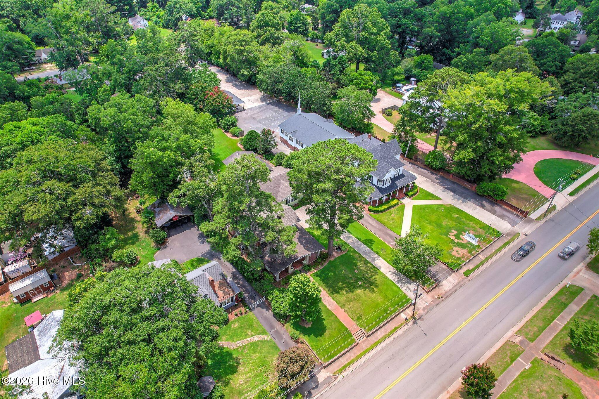 418 E Robert Toombs Avenue Property Photo 83