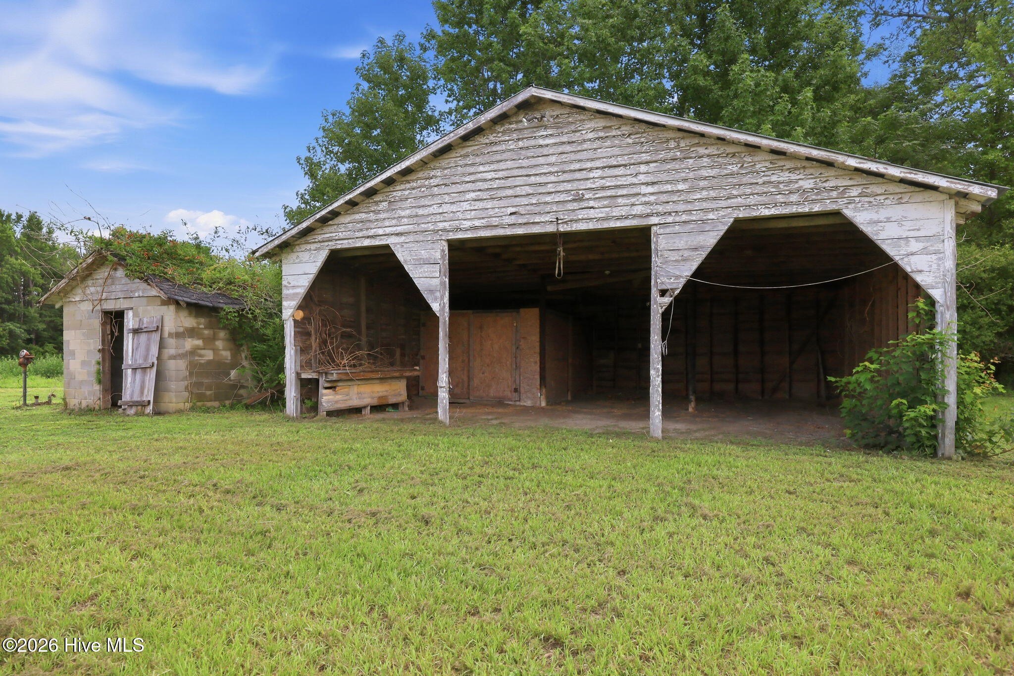 8082 Nc-11 Bus Property Photo 38