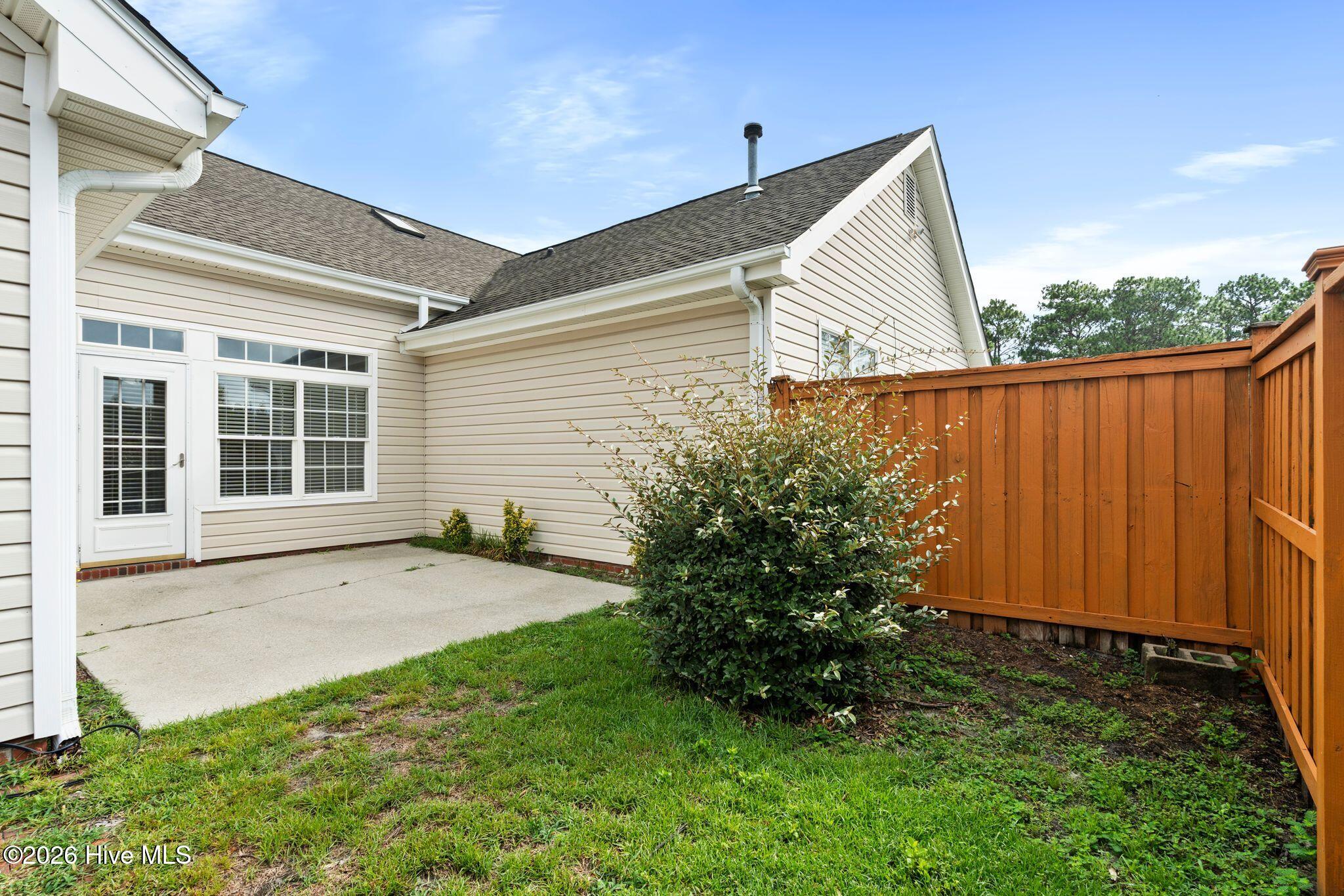 1009 Avenshire Circle Property Photo 32
