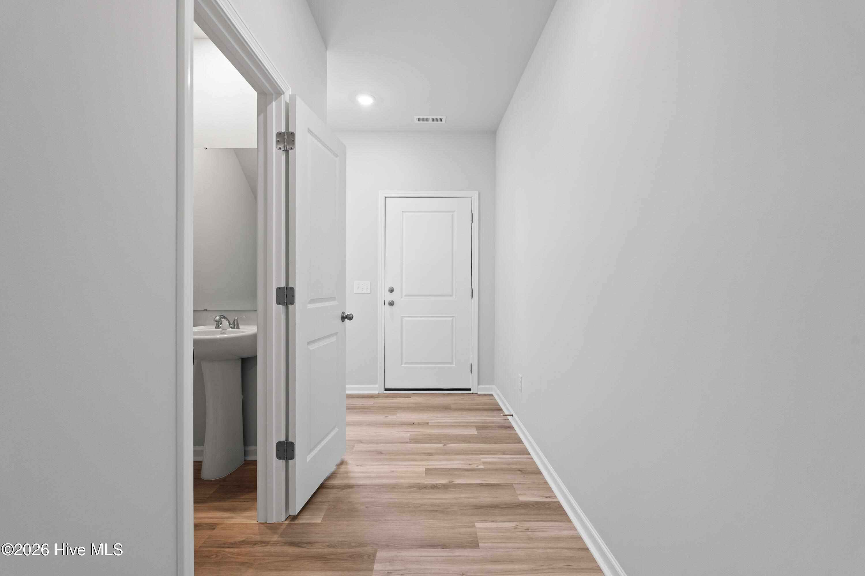 160 Scuppernong Lane Property Photo 8