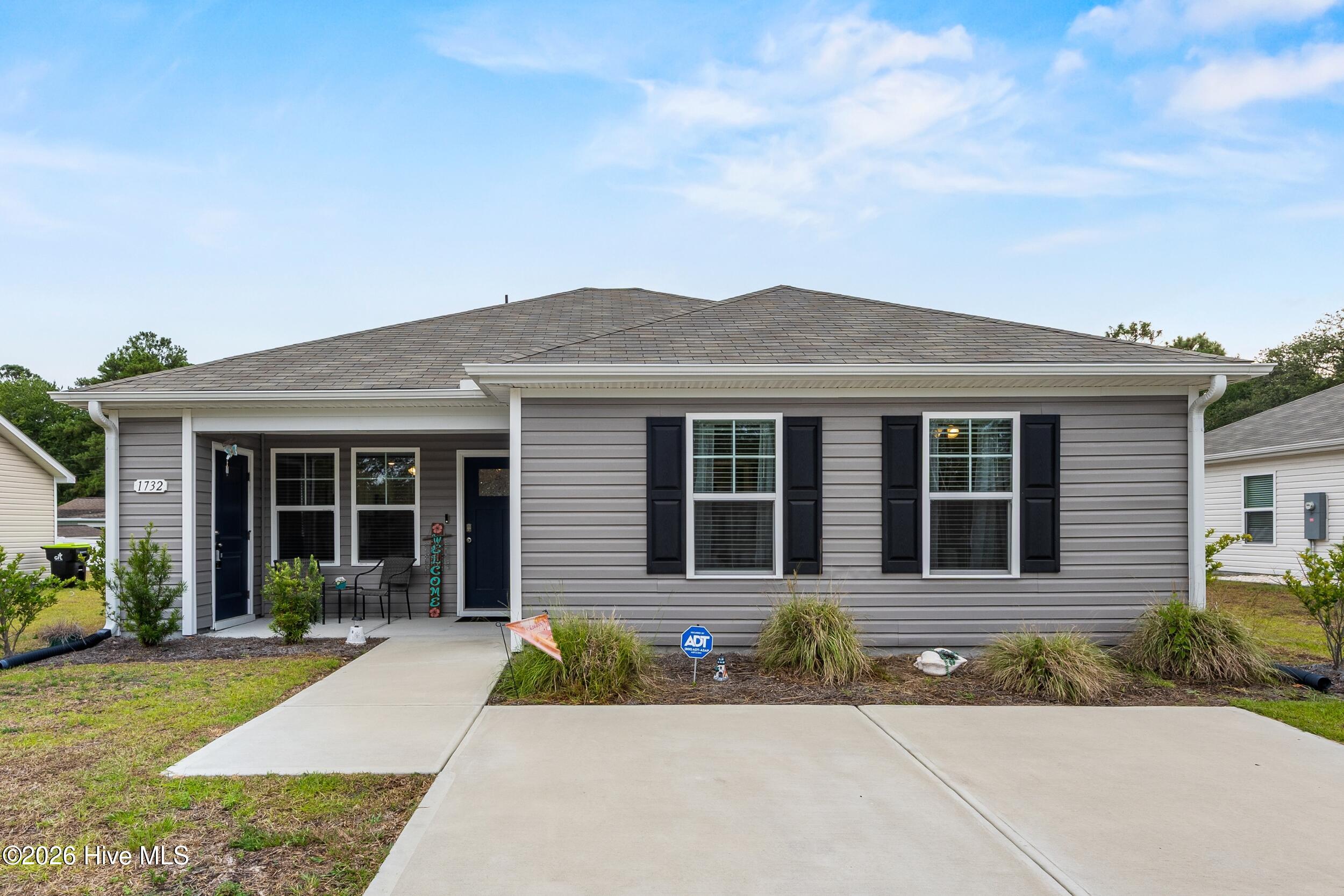 1732 Whispering Pine Street Sw Property Photo 3