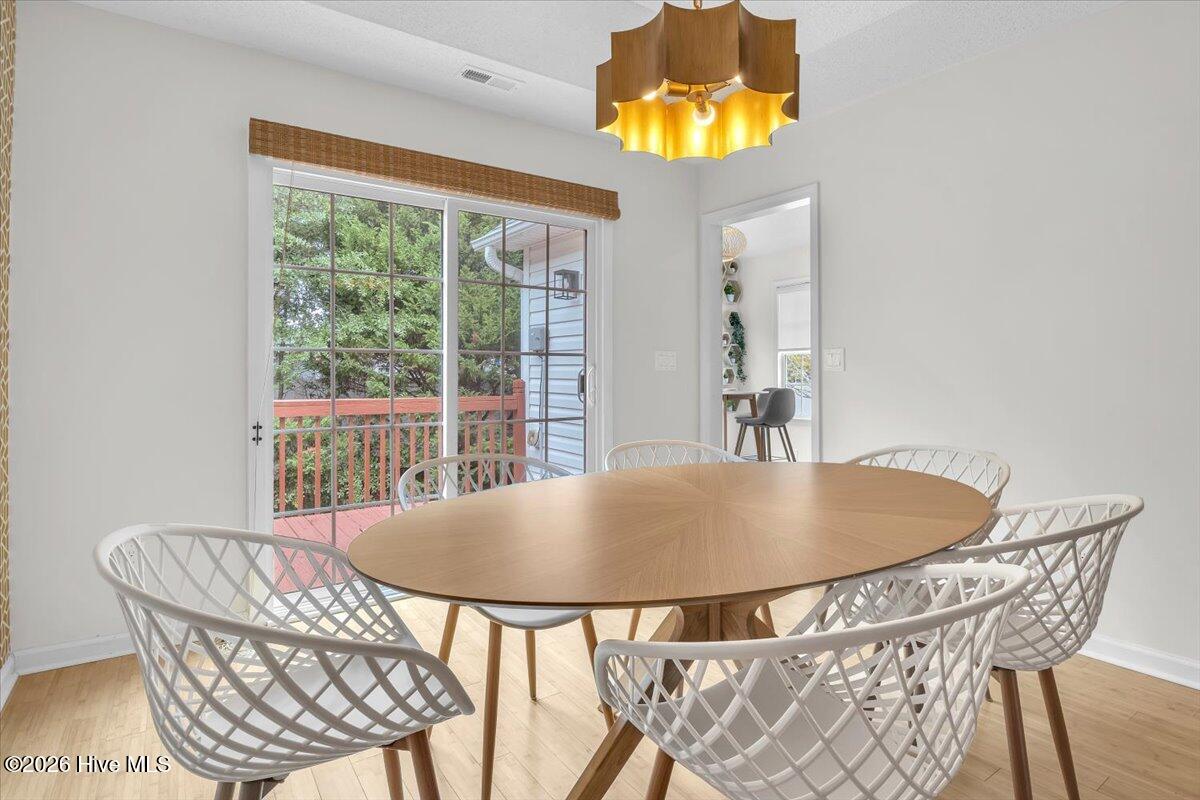 221 Ne 60th Street Property Photo 8