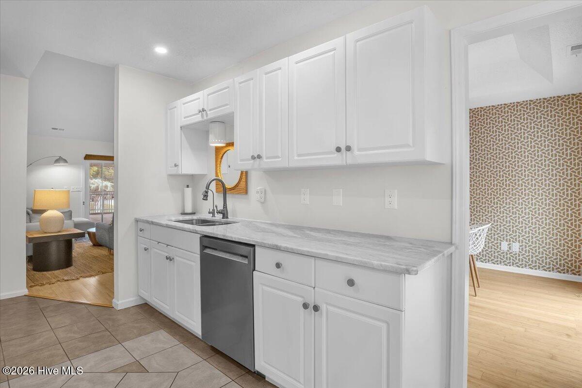 221 Ne 60th Street Property Photo 17