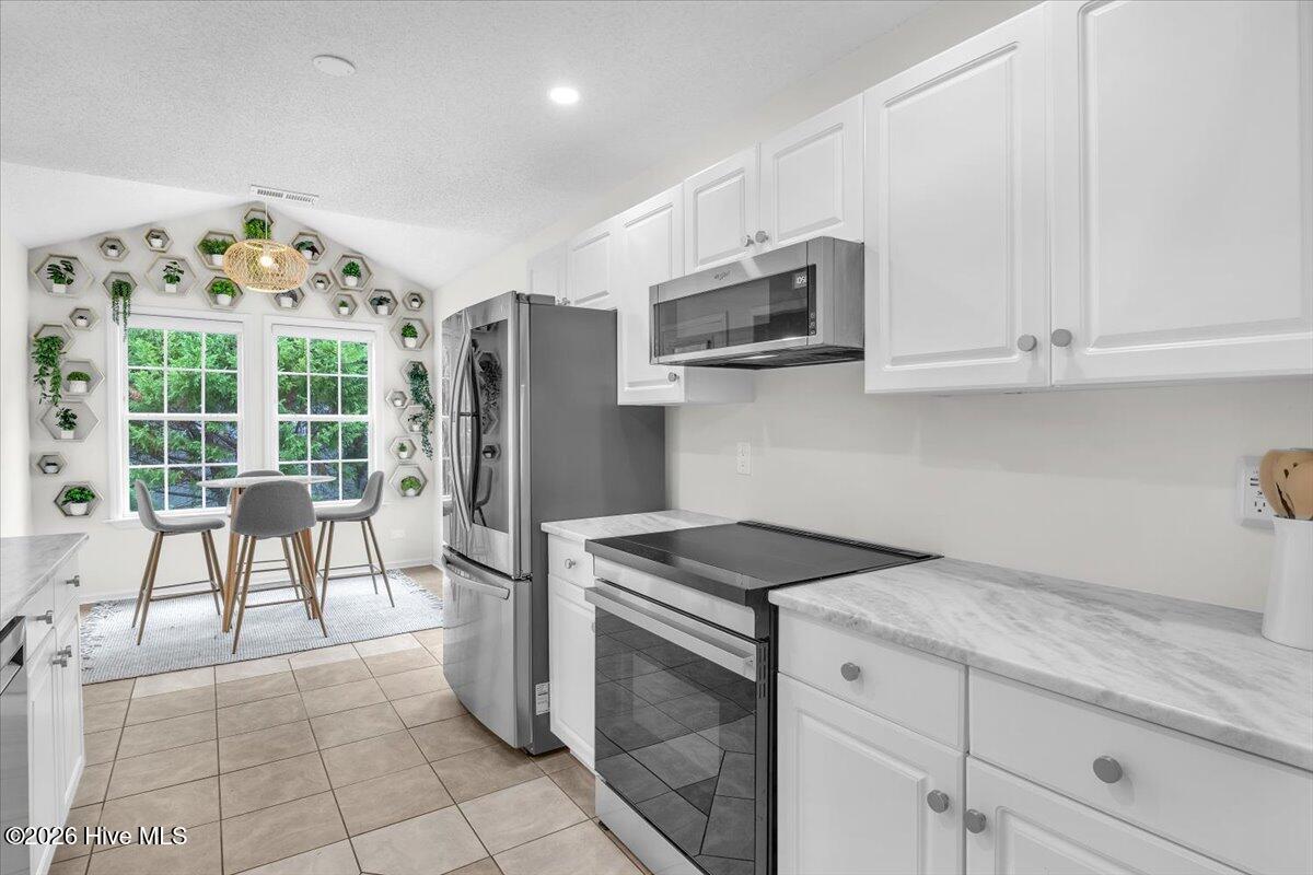 221 Ne 60th Street Property Photo 19
