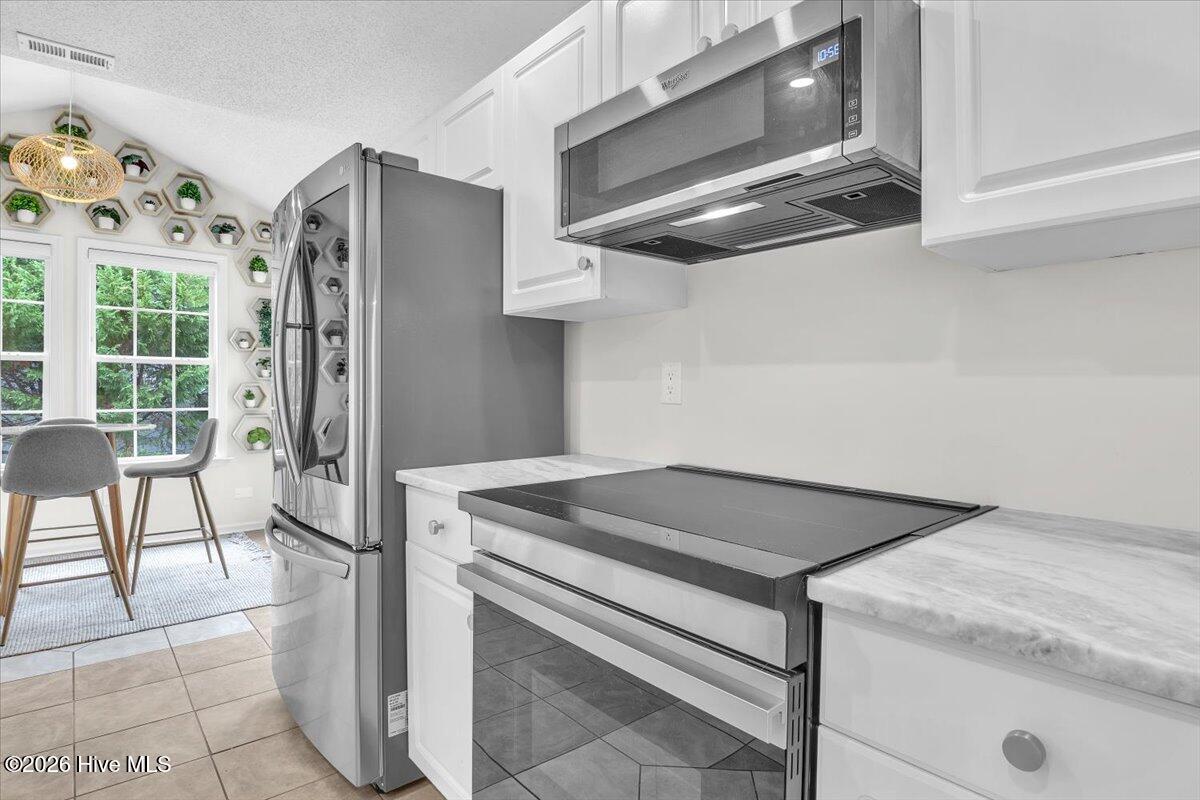 221 Ne 60th Street Property Photo 20