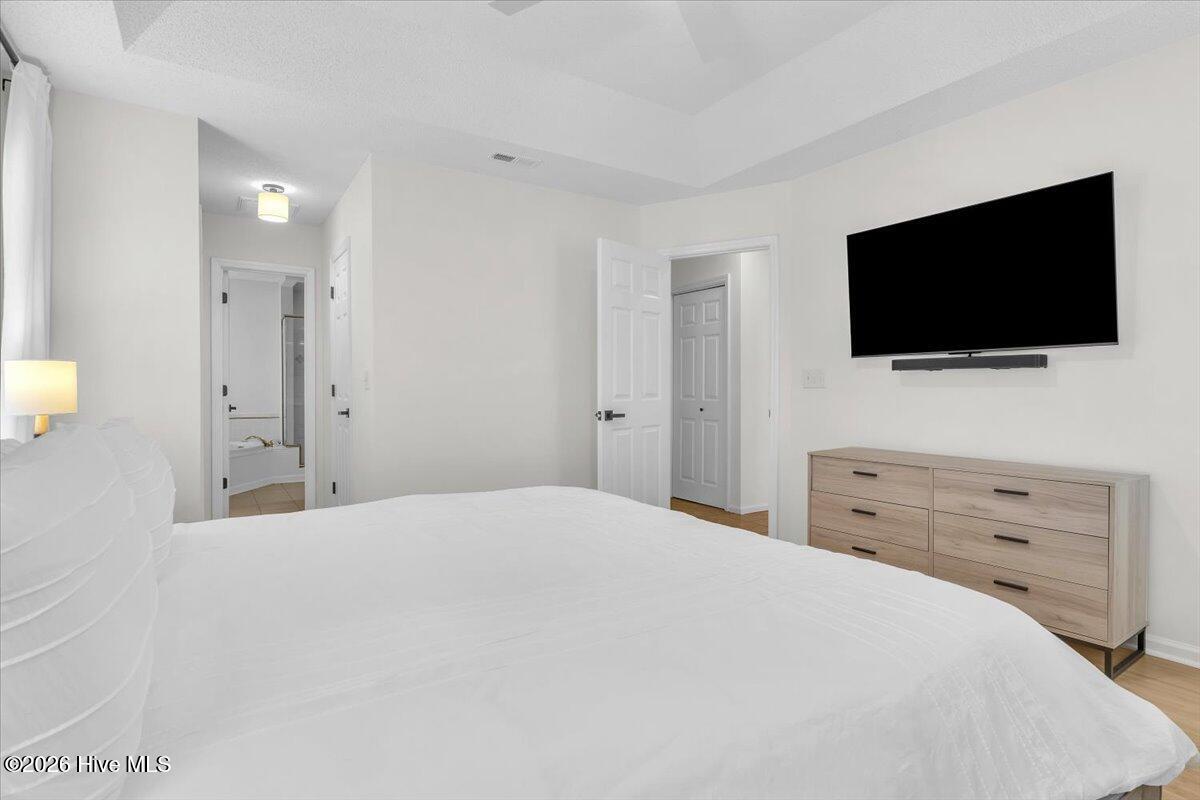 221 Ne 60th Street Property Photo 24
