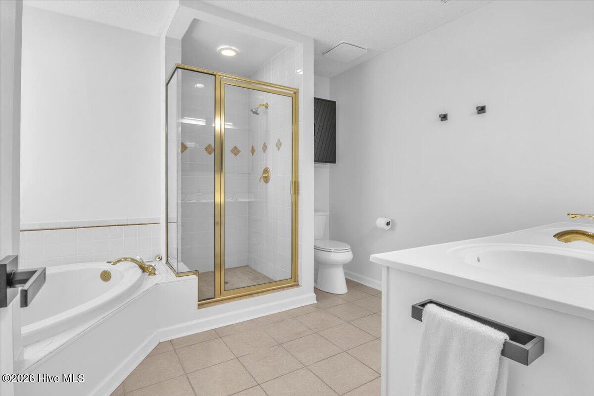 221 Ne 60th Street Property Photo 26