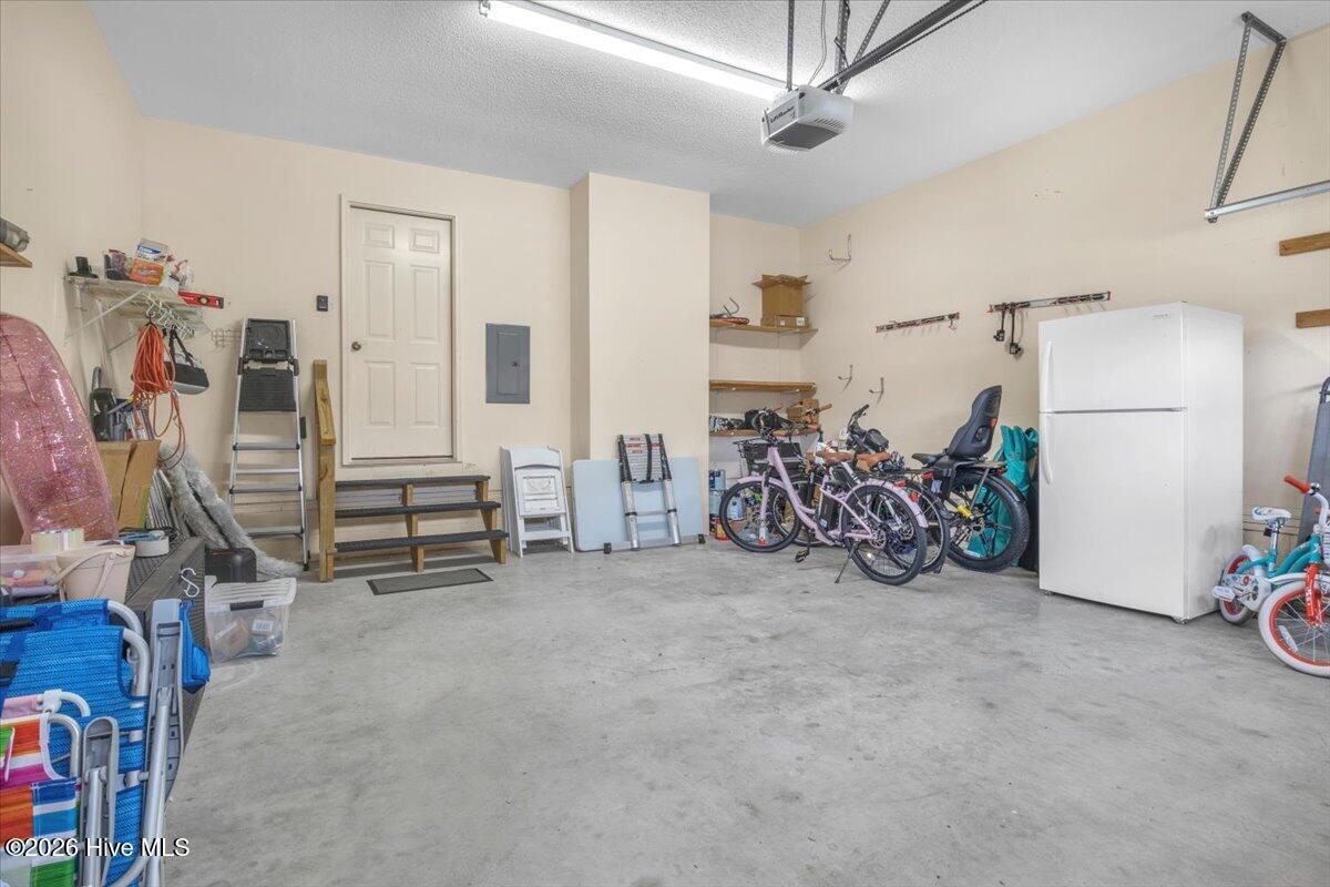 221 Ne 60th Street Property Photo 42