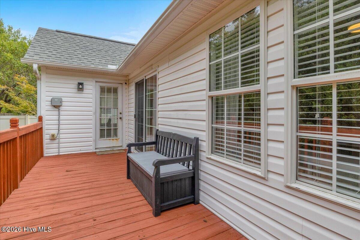 221 Ne 60th Street Property Photo 46