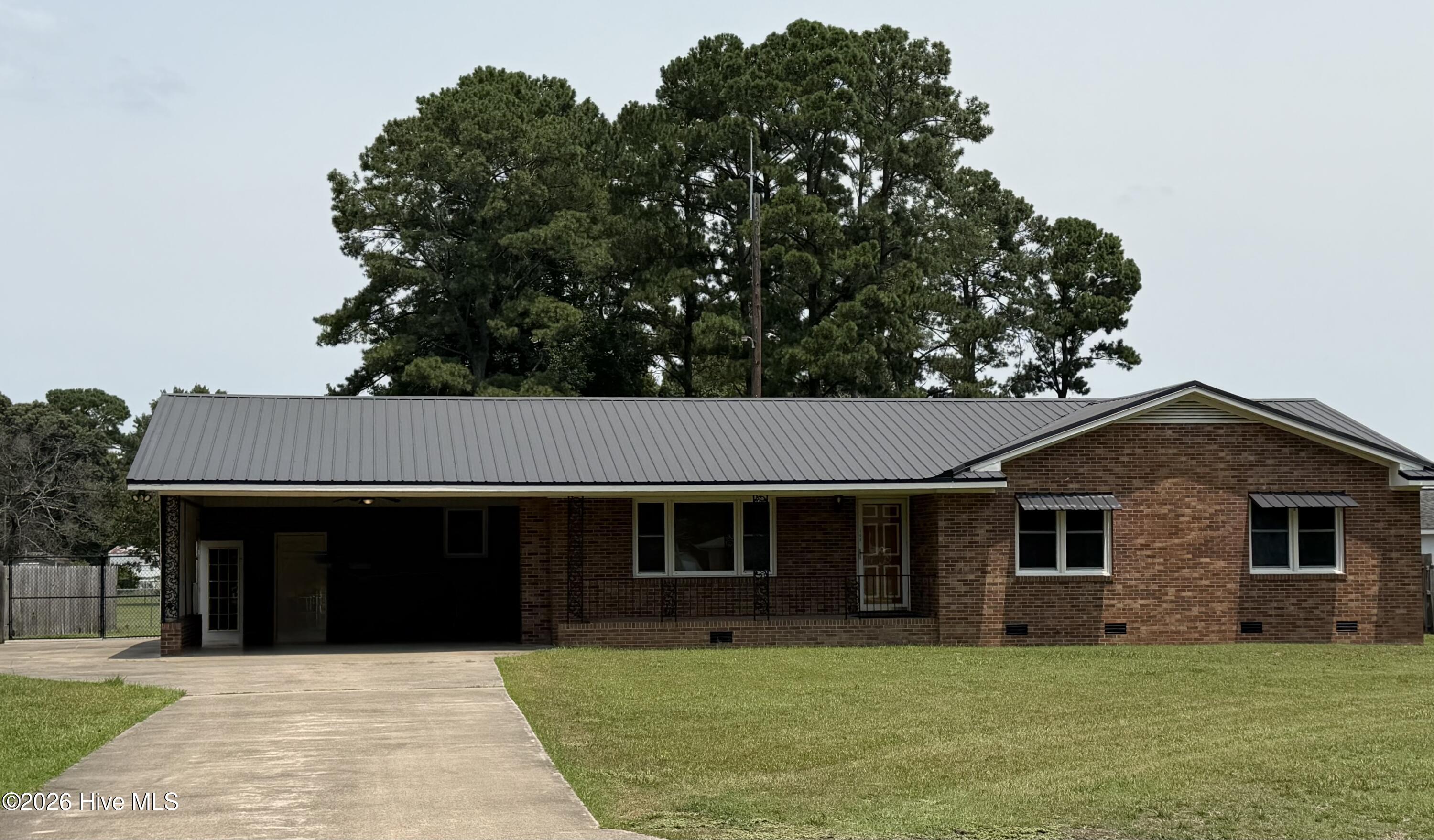 103 Bridle Path Road Property Photo 1