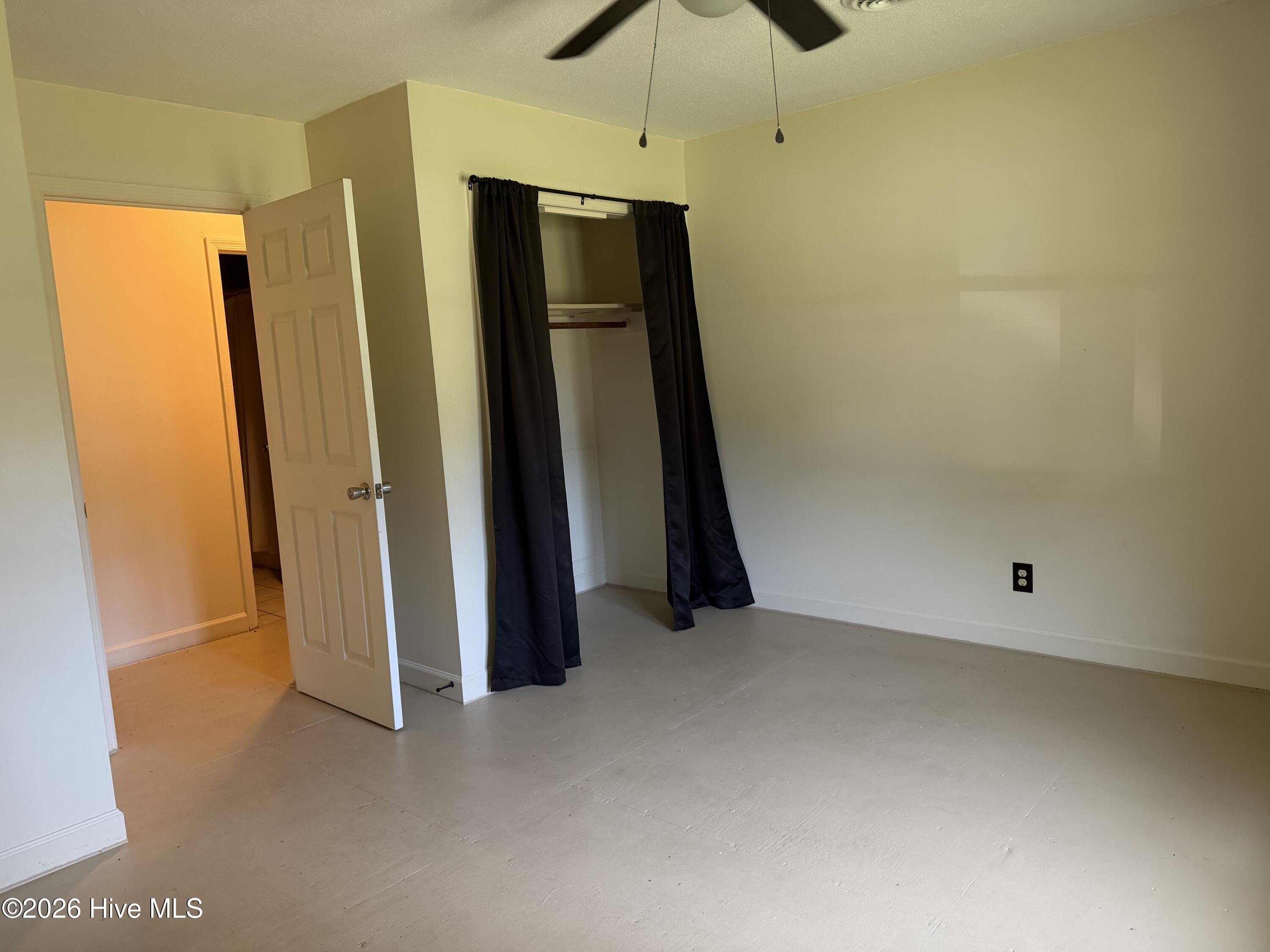 103 Bridle Path Road Property Photo 6