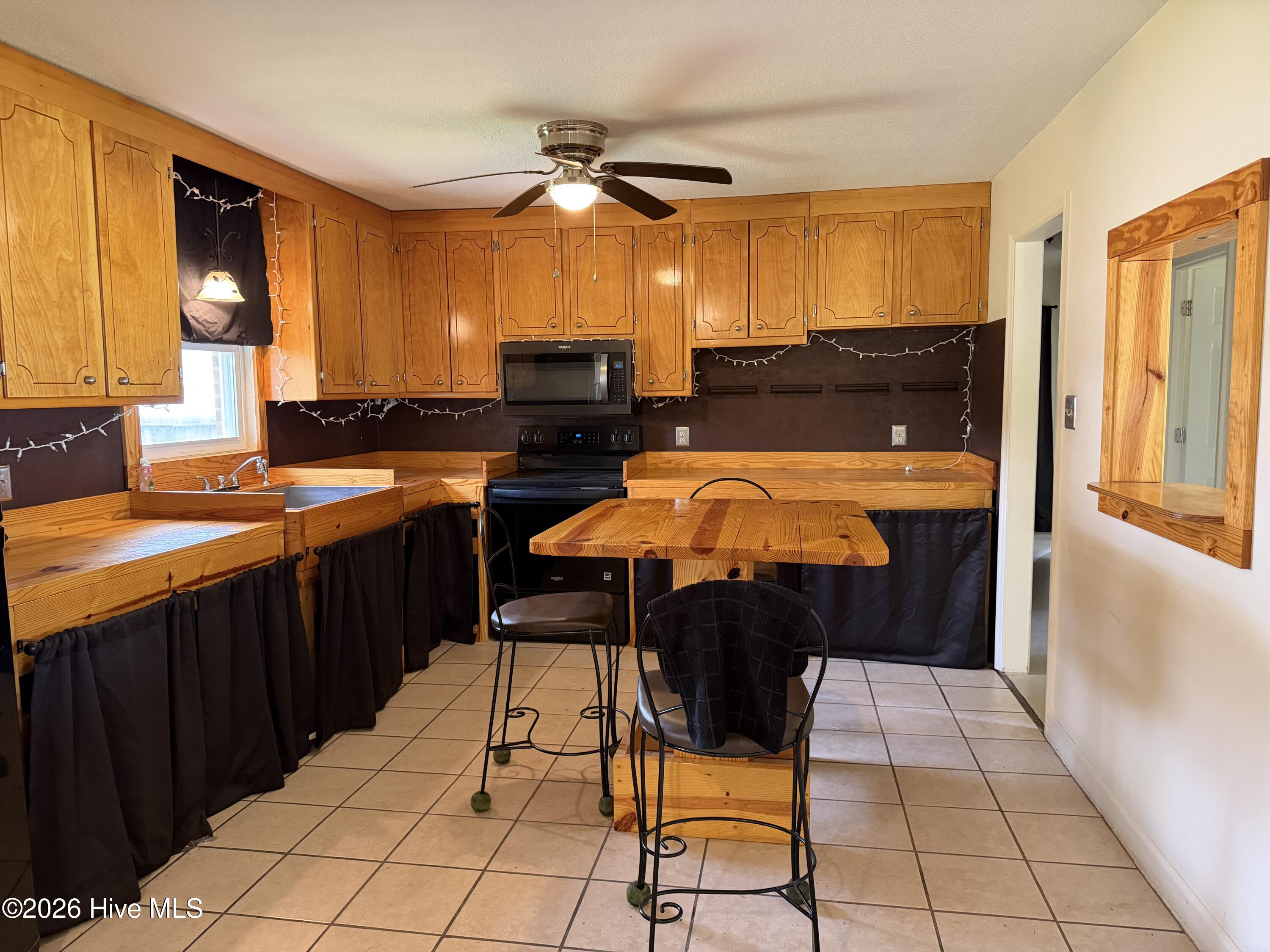 103 Bridle Path Road Property Photo 12