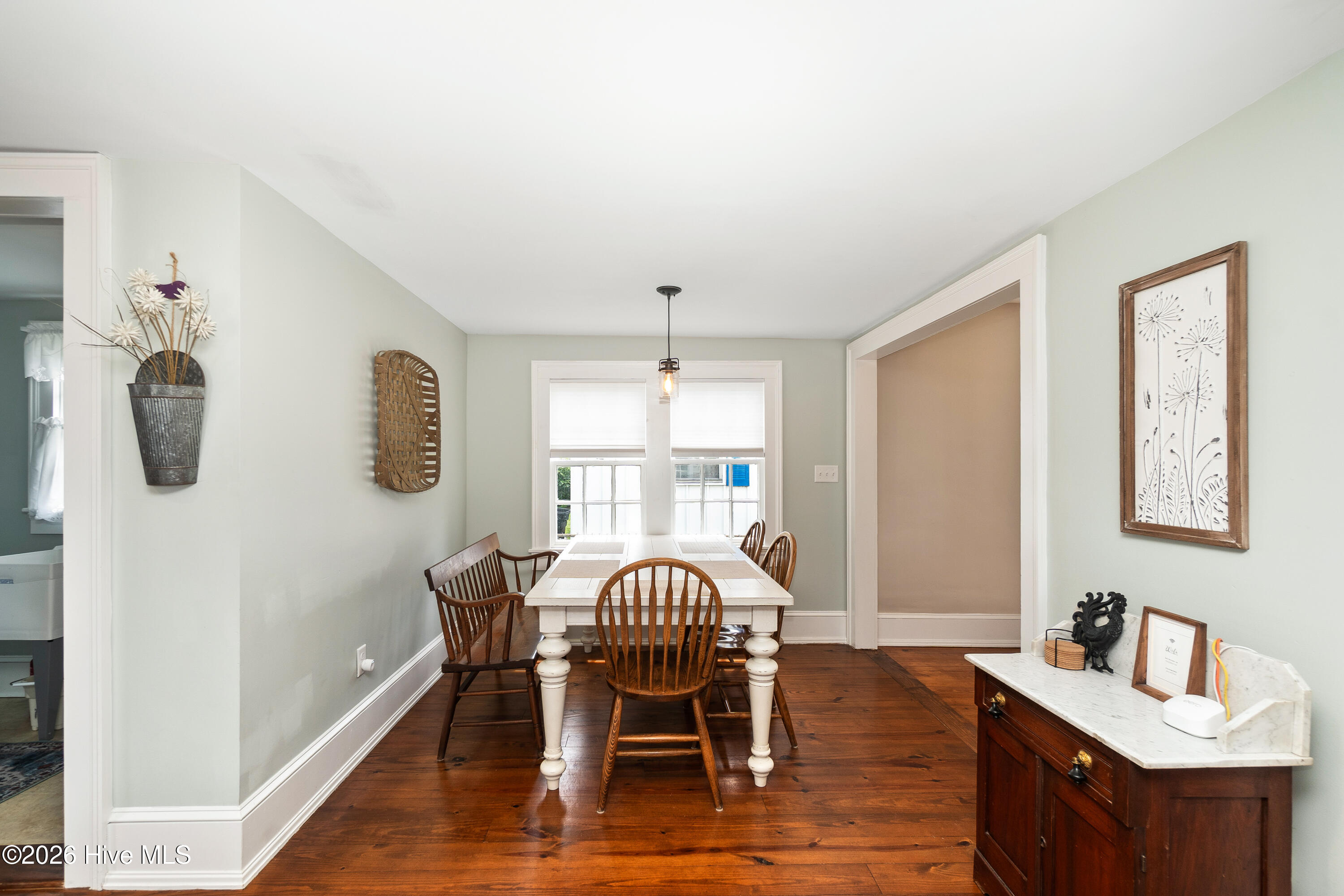 123 E Gale Street Property Photo 15