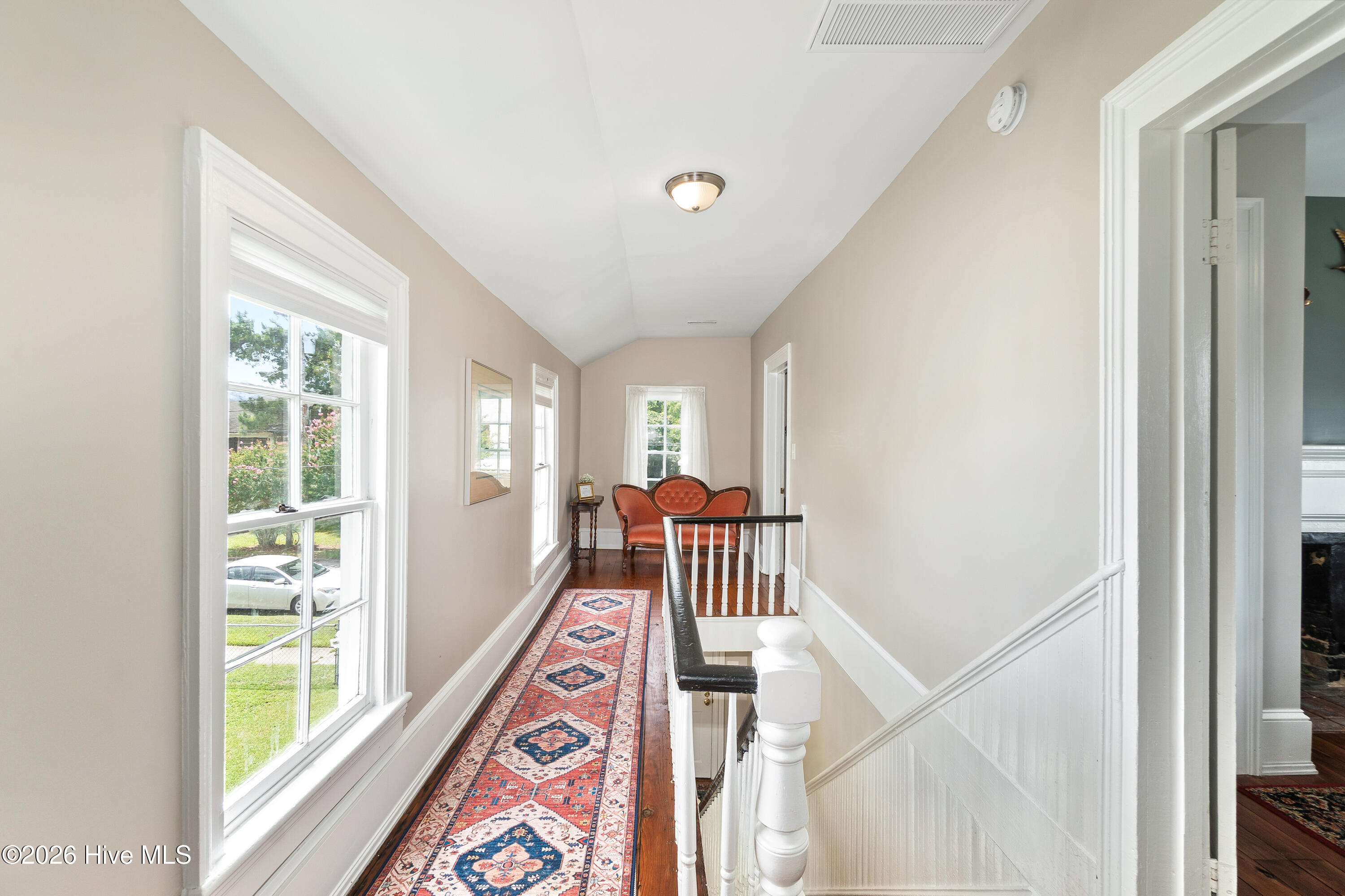 123 E Gale Street Property Photo 19
