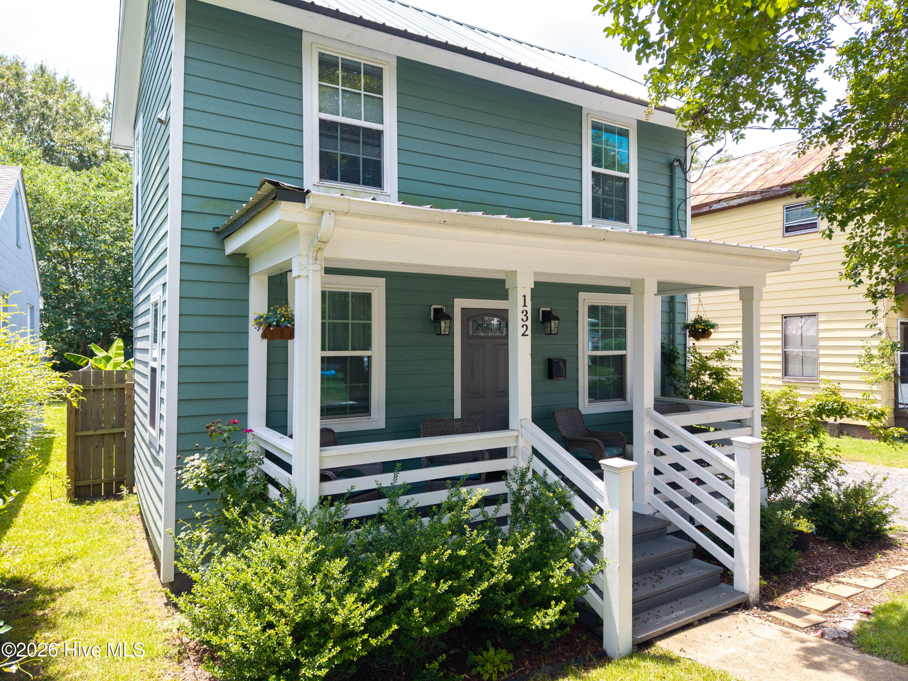 132 E Albemarle Street Property Photo 1