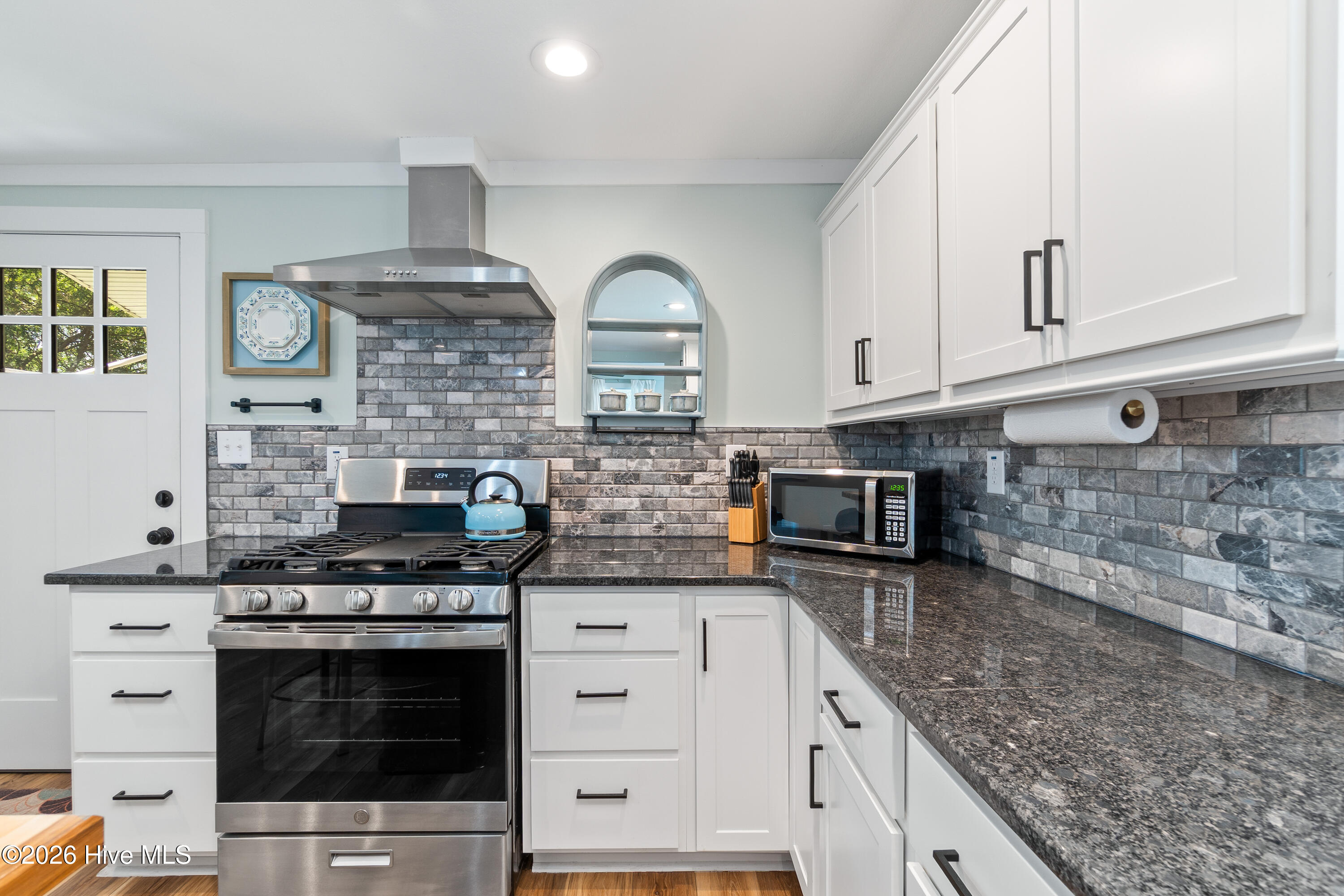 132 E Albemarle Street Property Photo 12