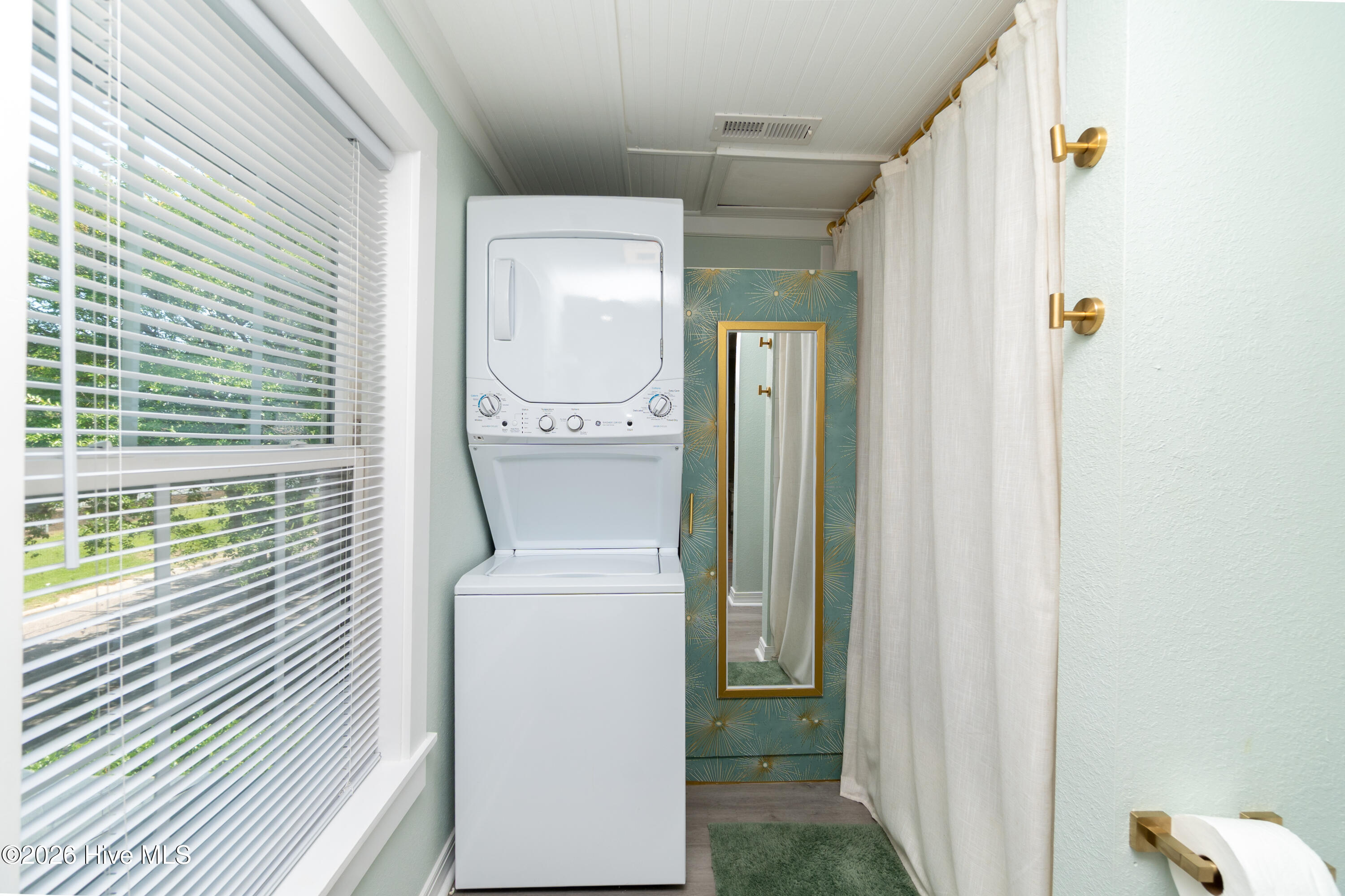 132 E Albemarle Street Property Photo 21