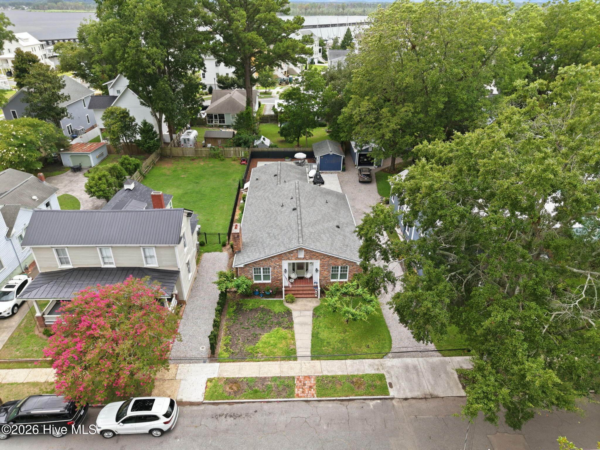 419 E Main Street Property Photo 40