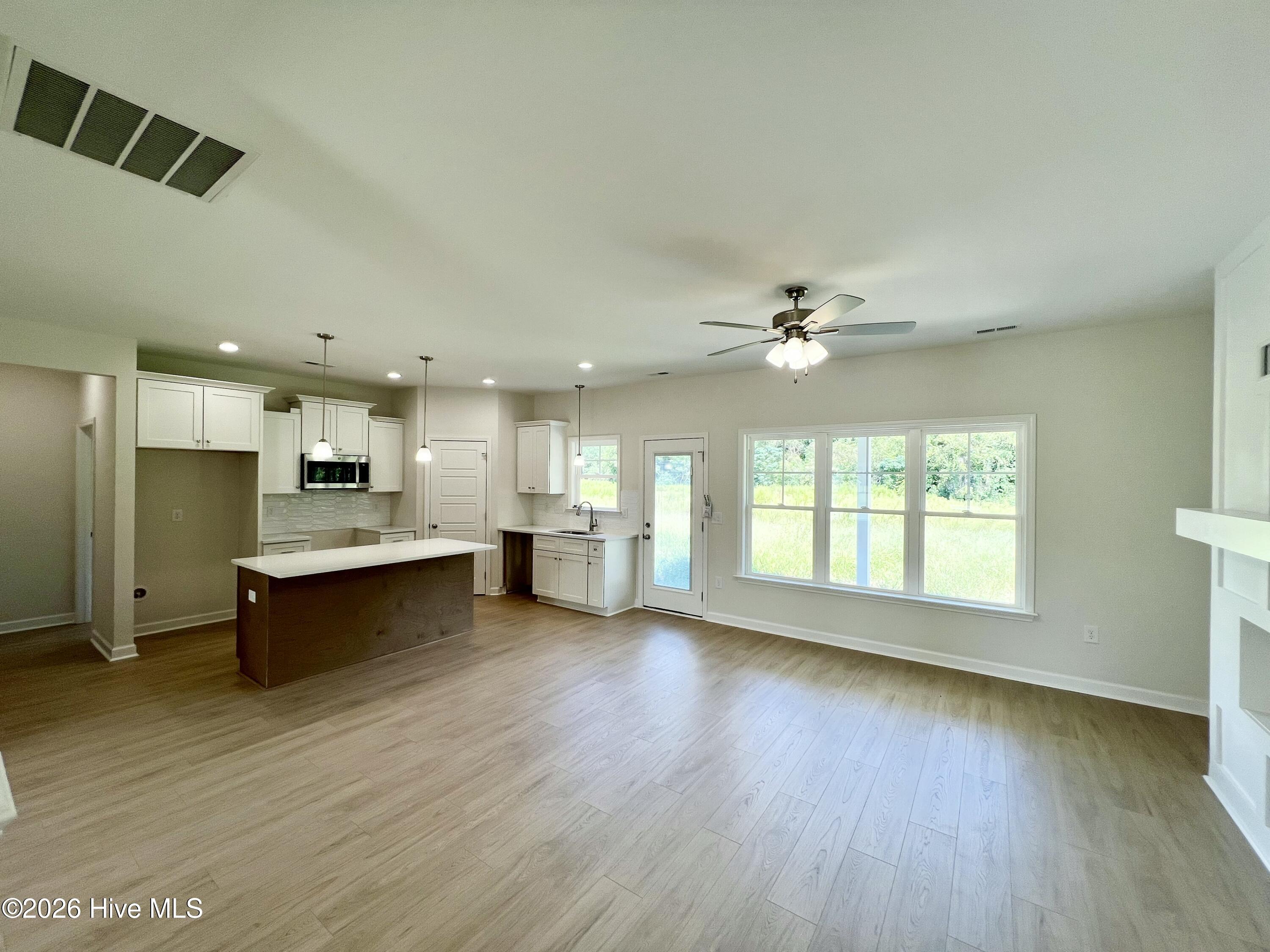 419 Creeks Edge Drive Property Photo 3