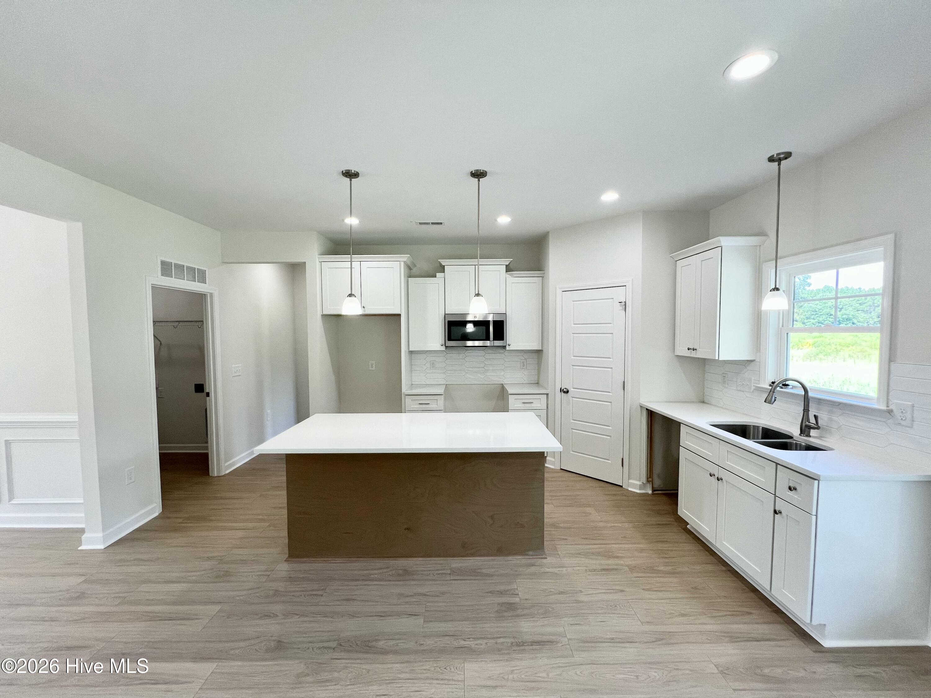 419 Creeks Edge Drive Property Photo 5