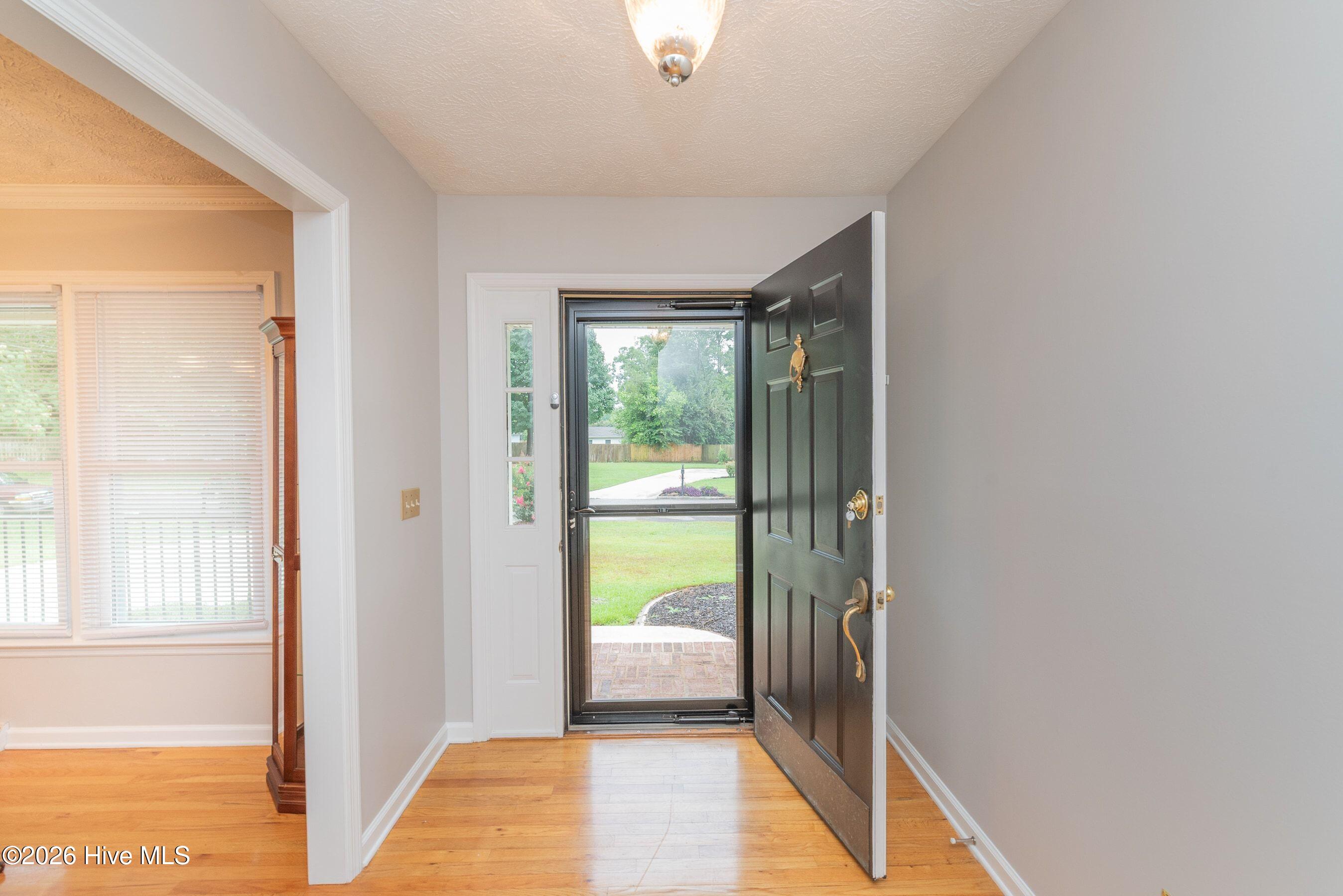 11 Gatewood Point Property Photo 8