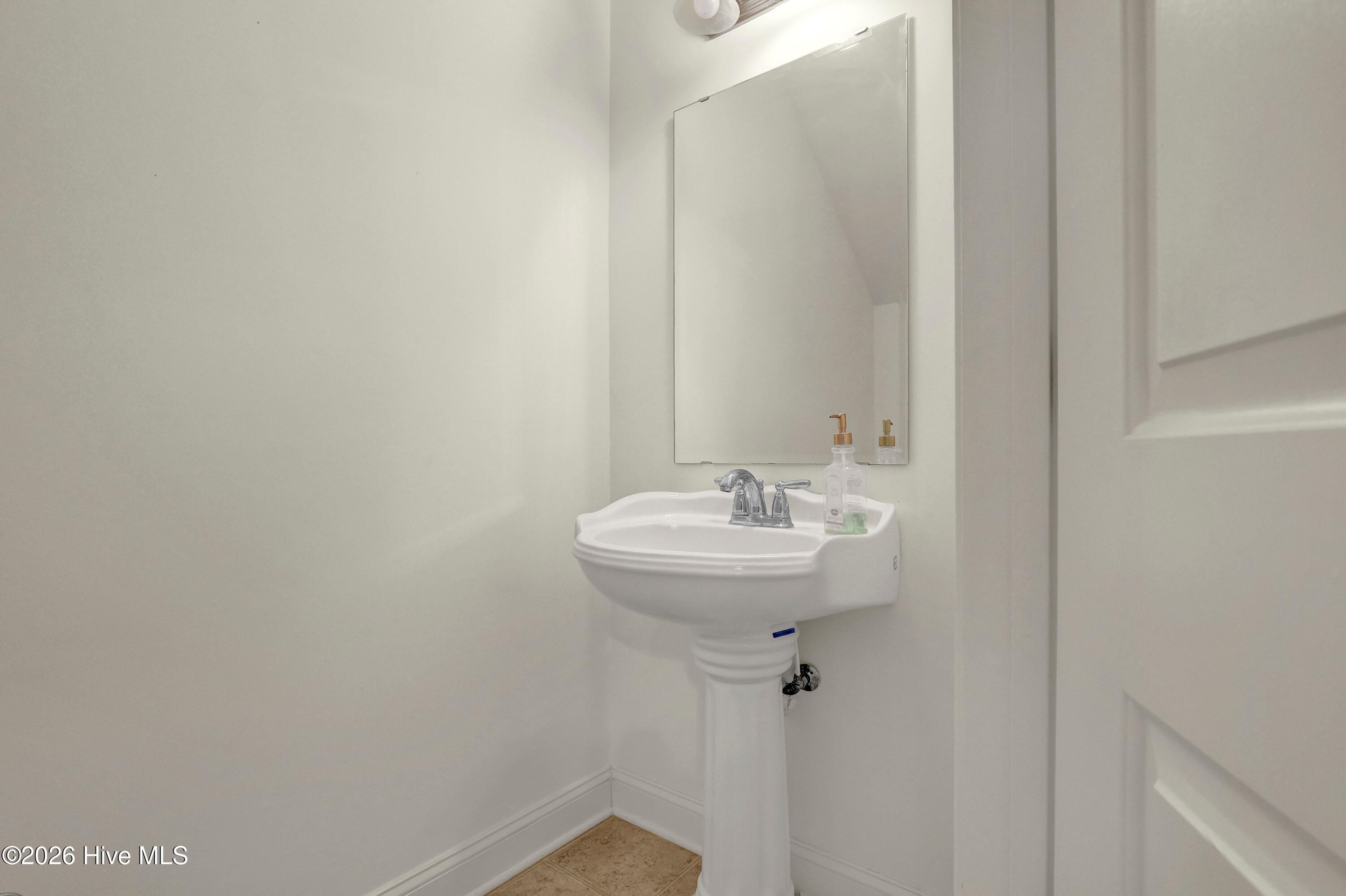 4816 Exton Park Loop Property Photo 9