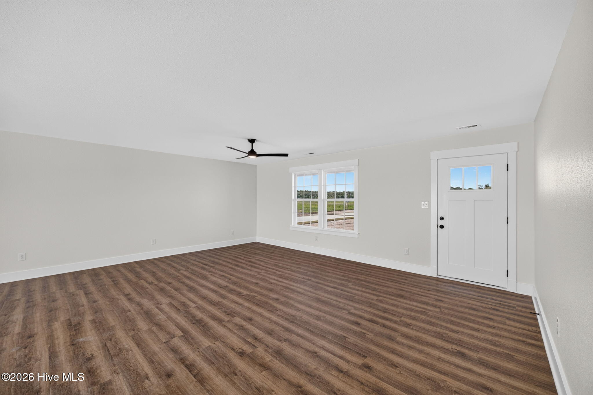 1263 Center Hill Highway Property Photo 7