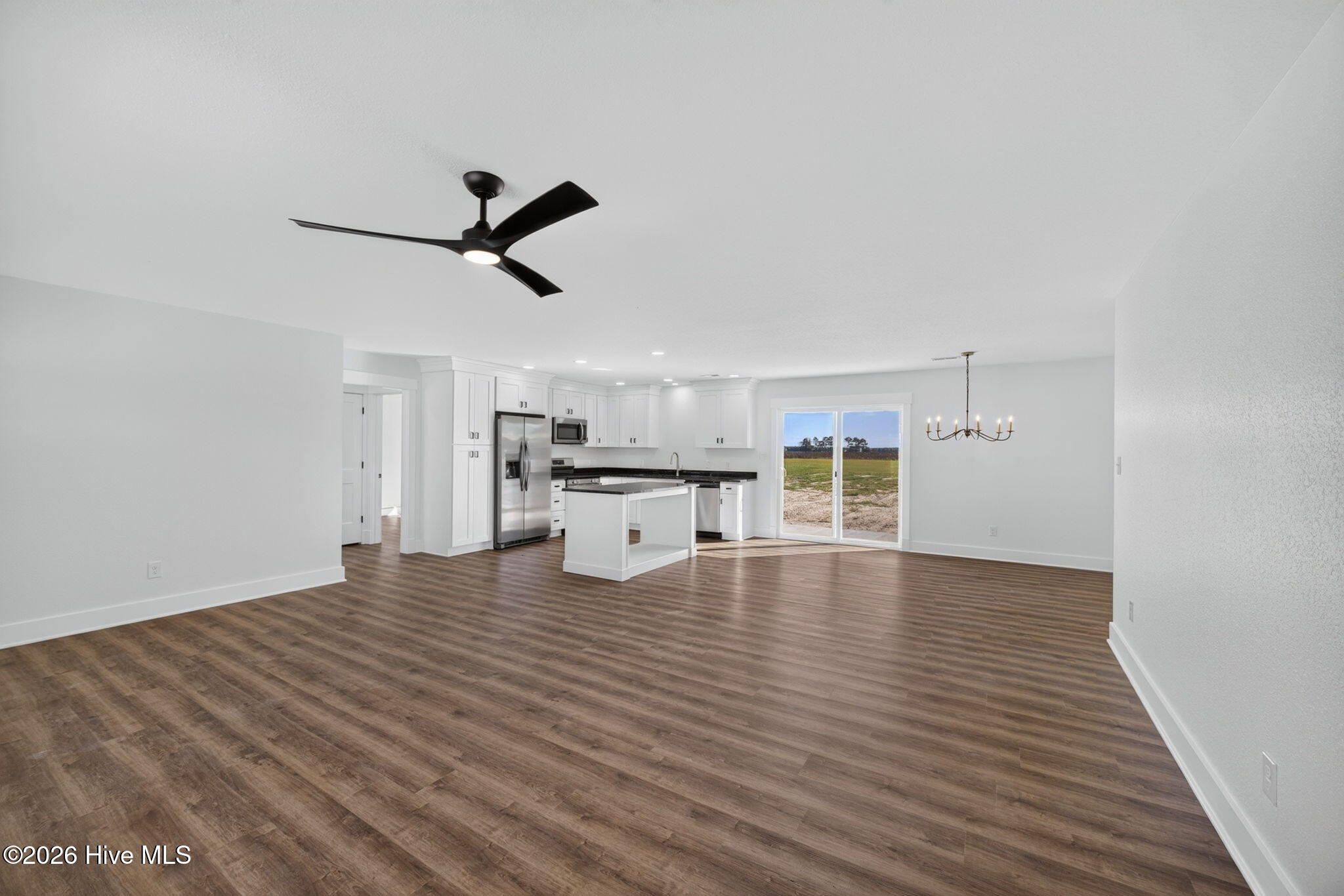 1263 Center Hill Highway Property Photo 8