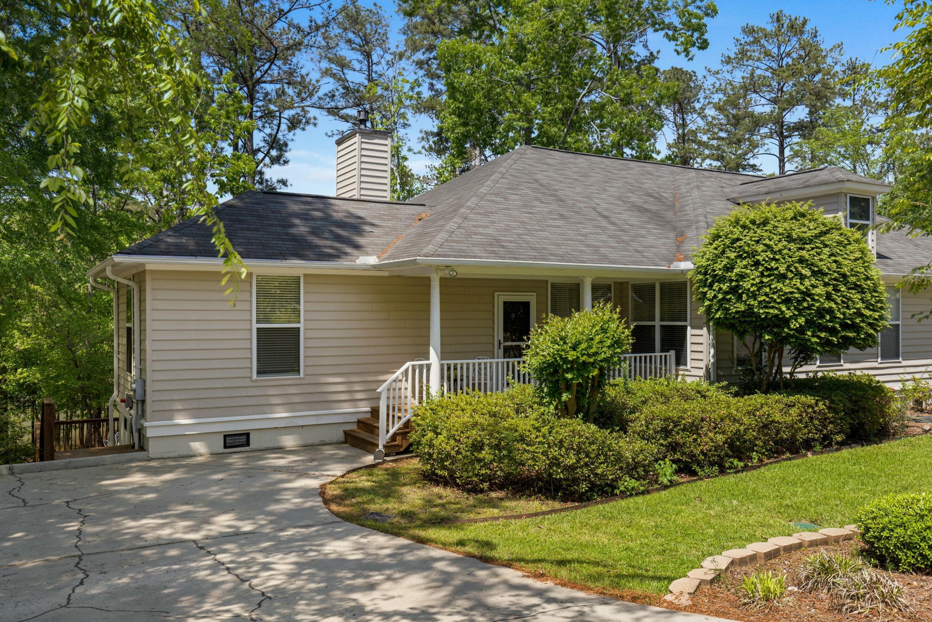 9 Caravel Circle Property Photo 1