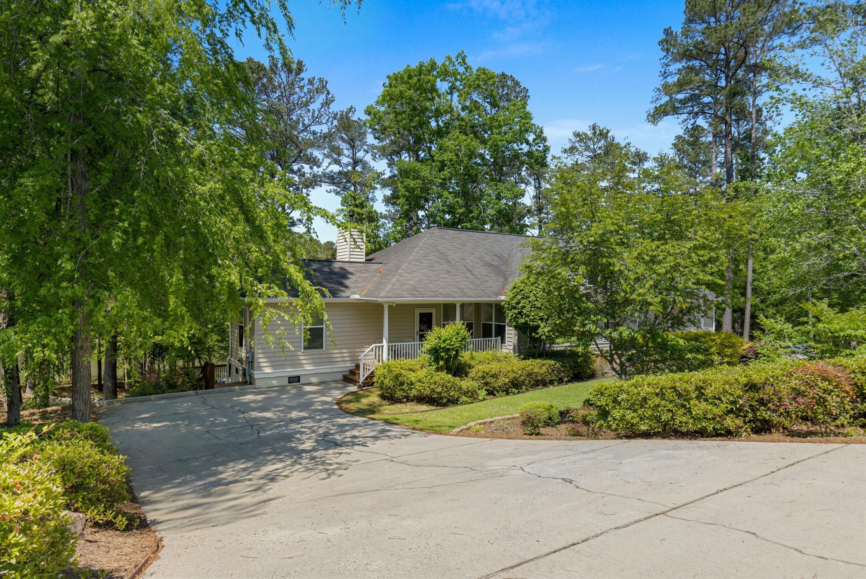9 Caravel Circle Property Photo 2